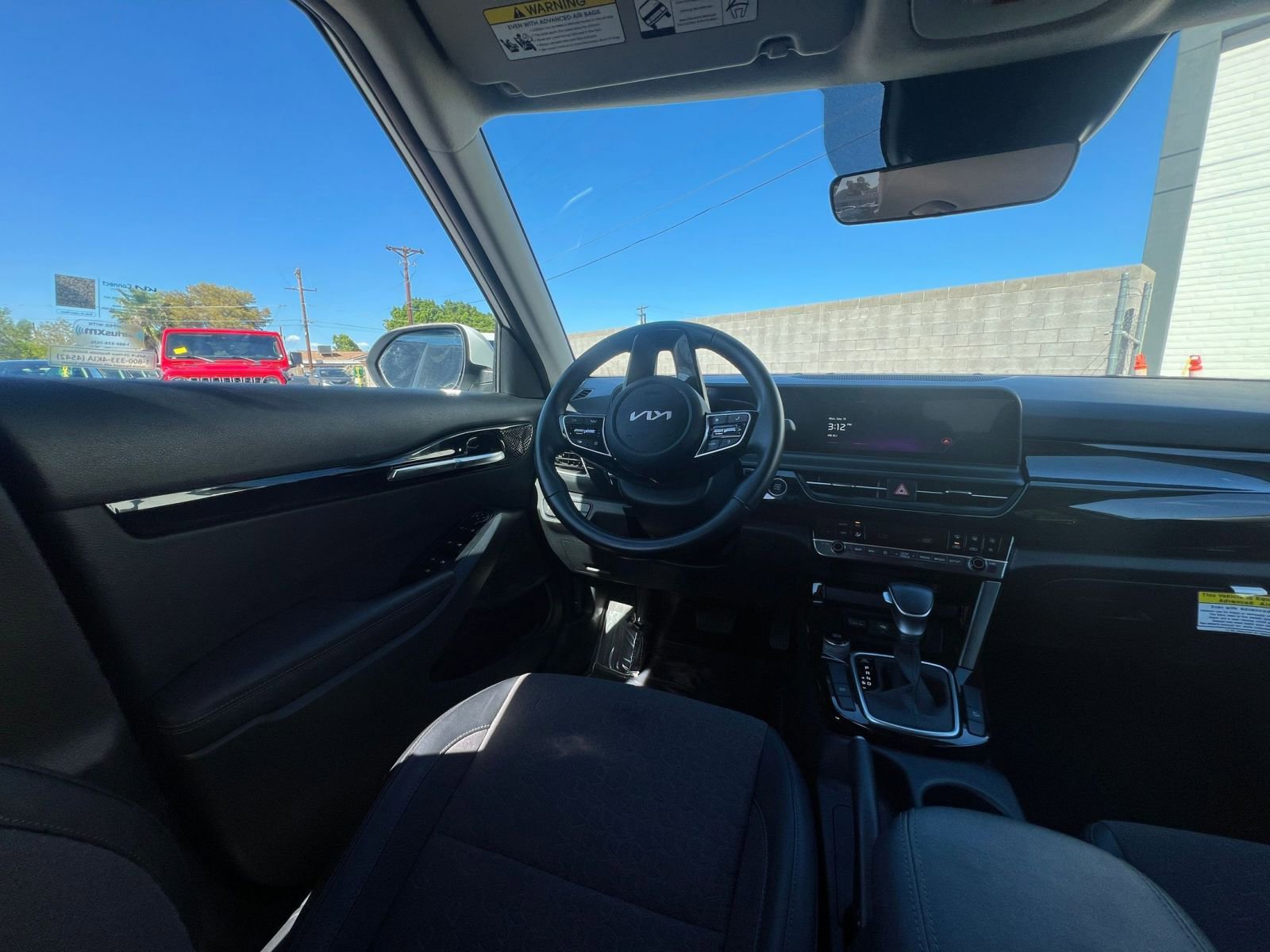 Thumbnail: 2025 Kia Seltos - 34