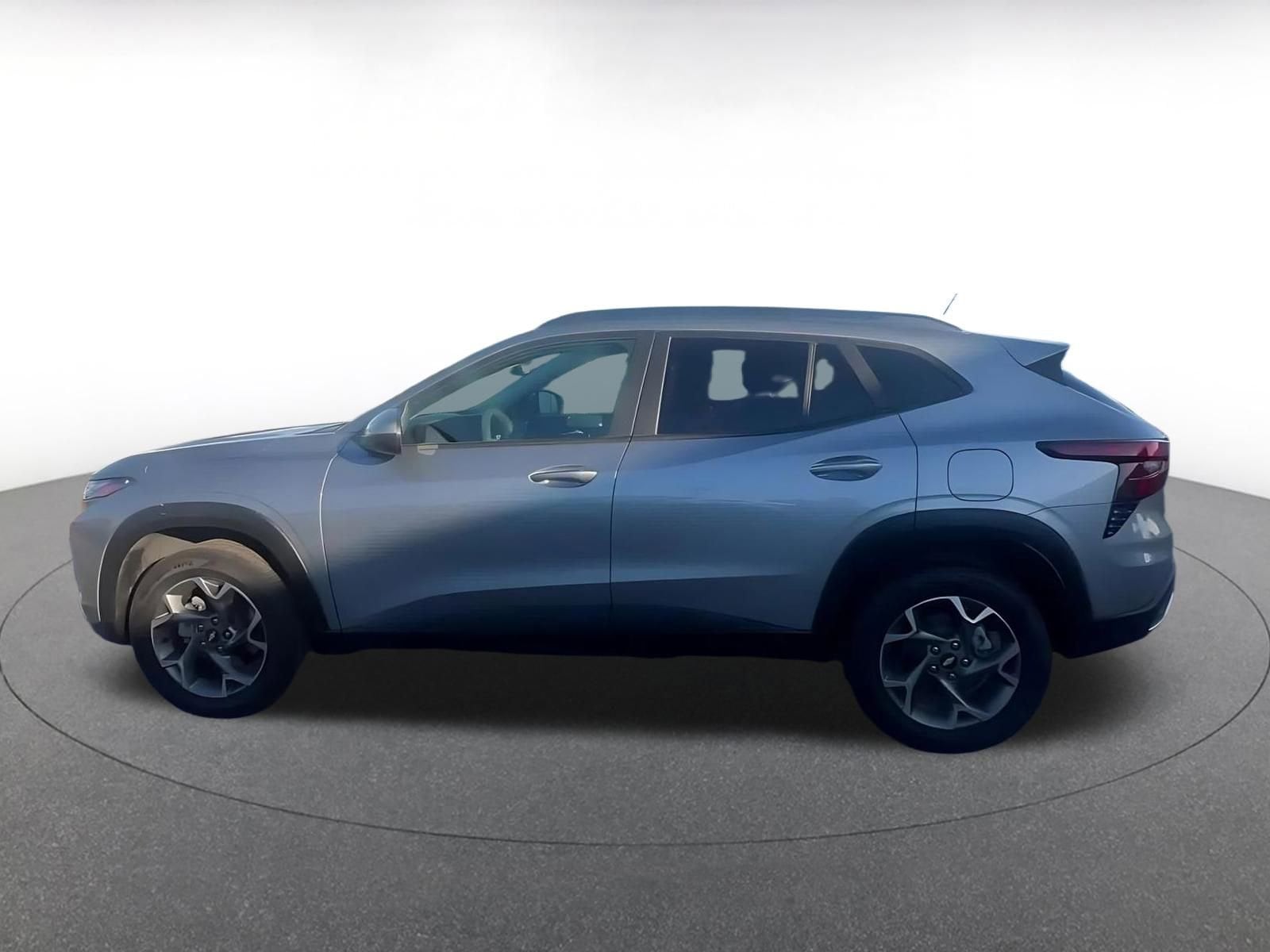 Thumbnail: 2025 Chevrolet Trax - 9