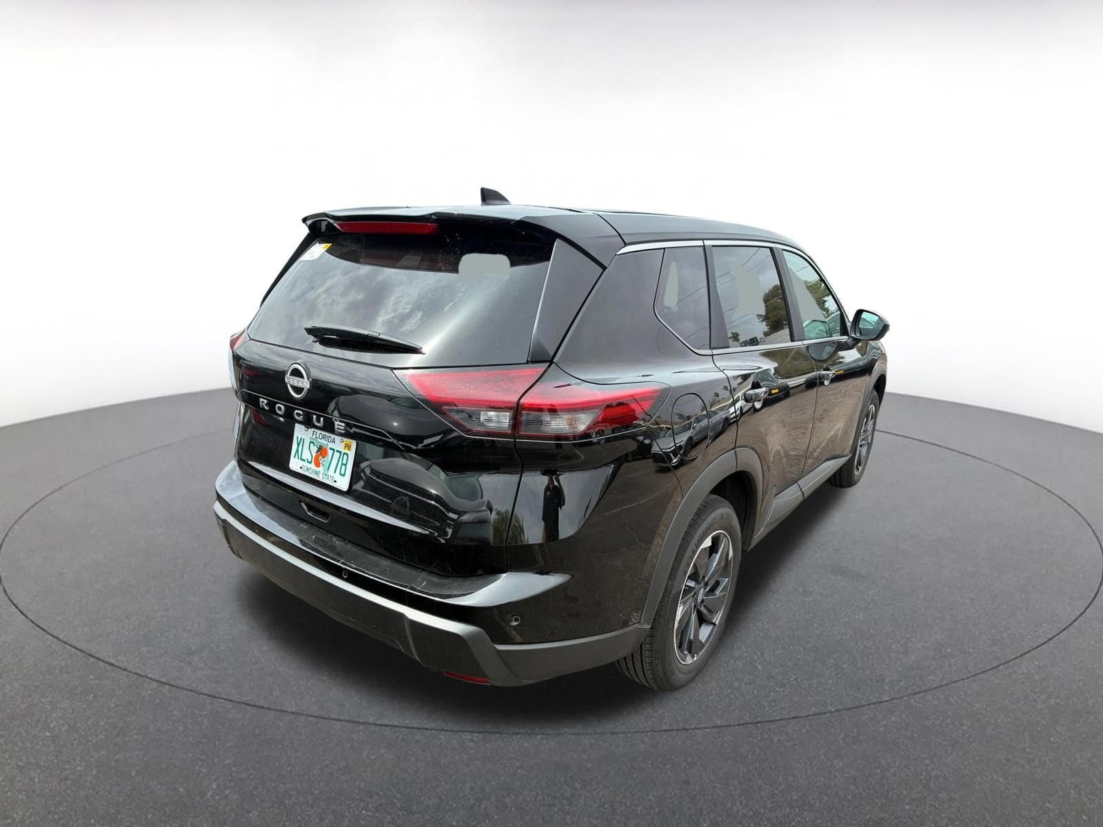 Thumbnail: 2025 Nissan Rogue - 15