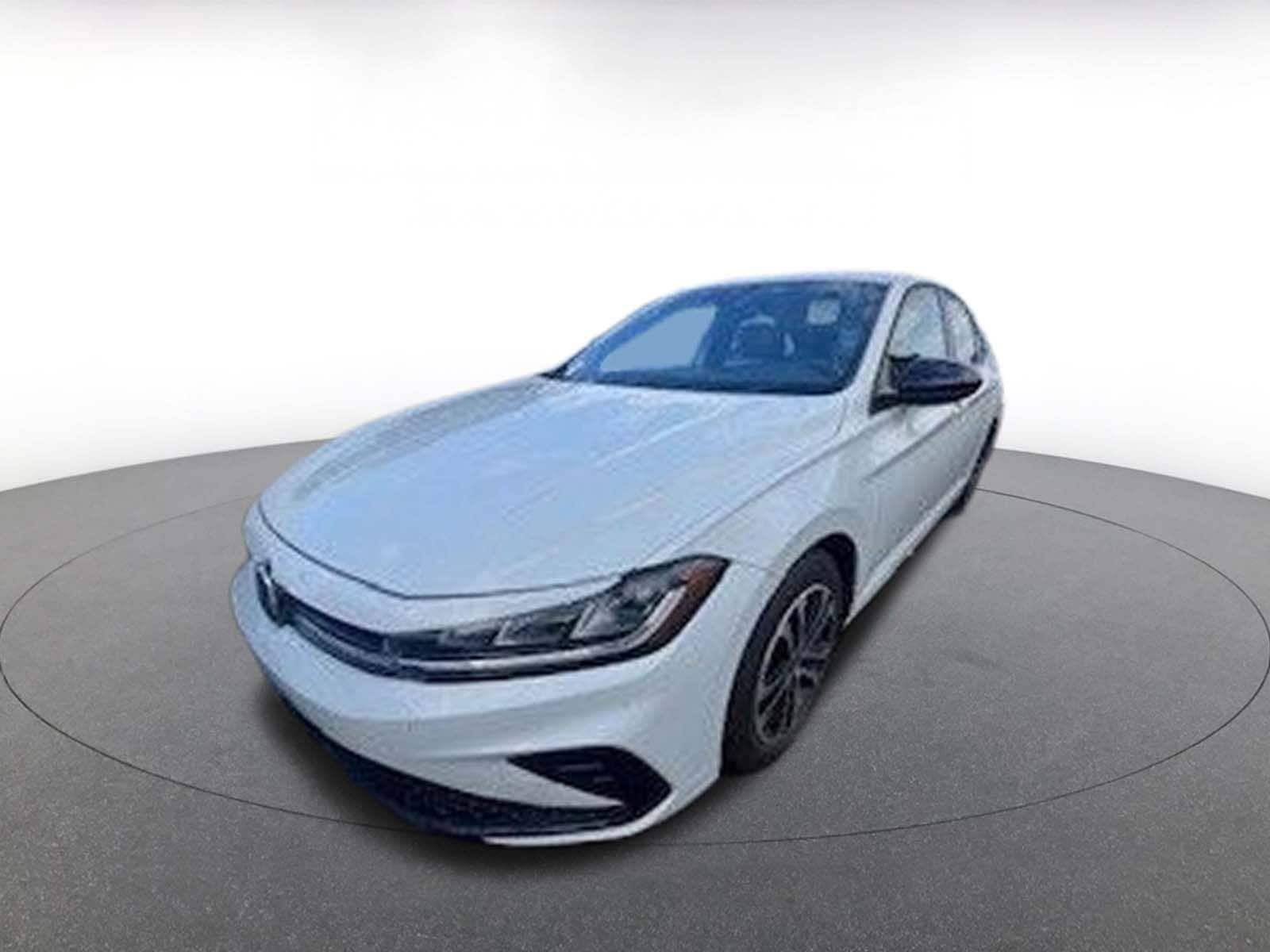 Thumbnail: 2025 Volkswagen Jetta - 2