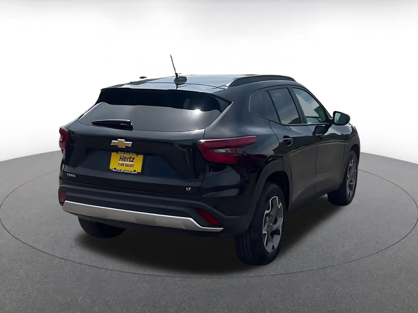 Thumbnail: 2025 Chevrolet Trax - 14