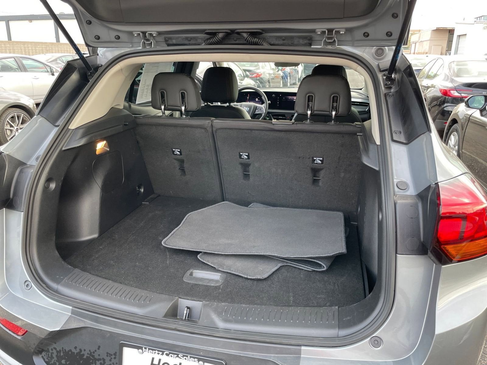 Thumbnail: 2025 Buick Encore GX - 31