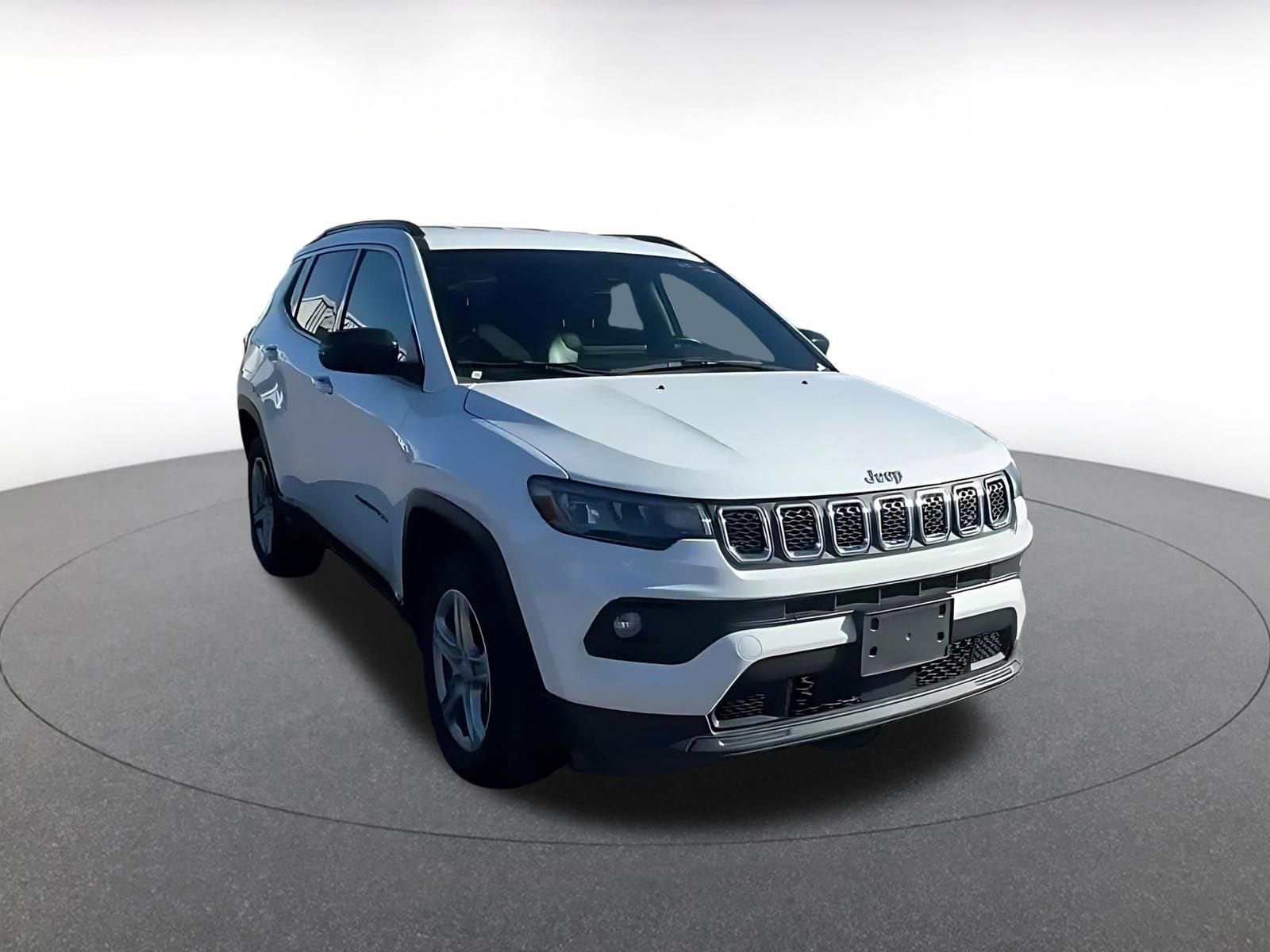 Thumbnail: 2023 Jeep Compass - 3