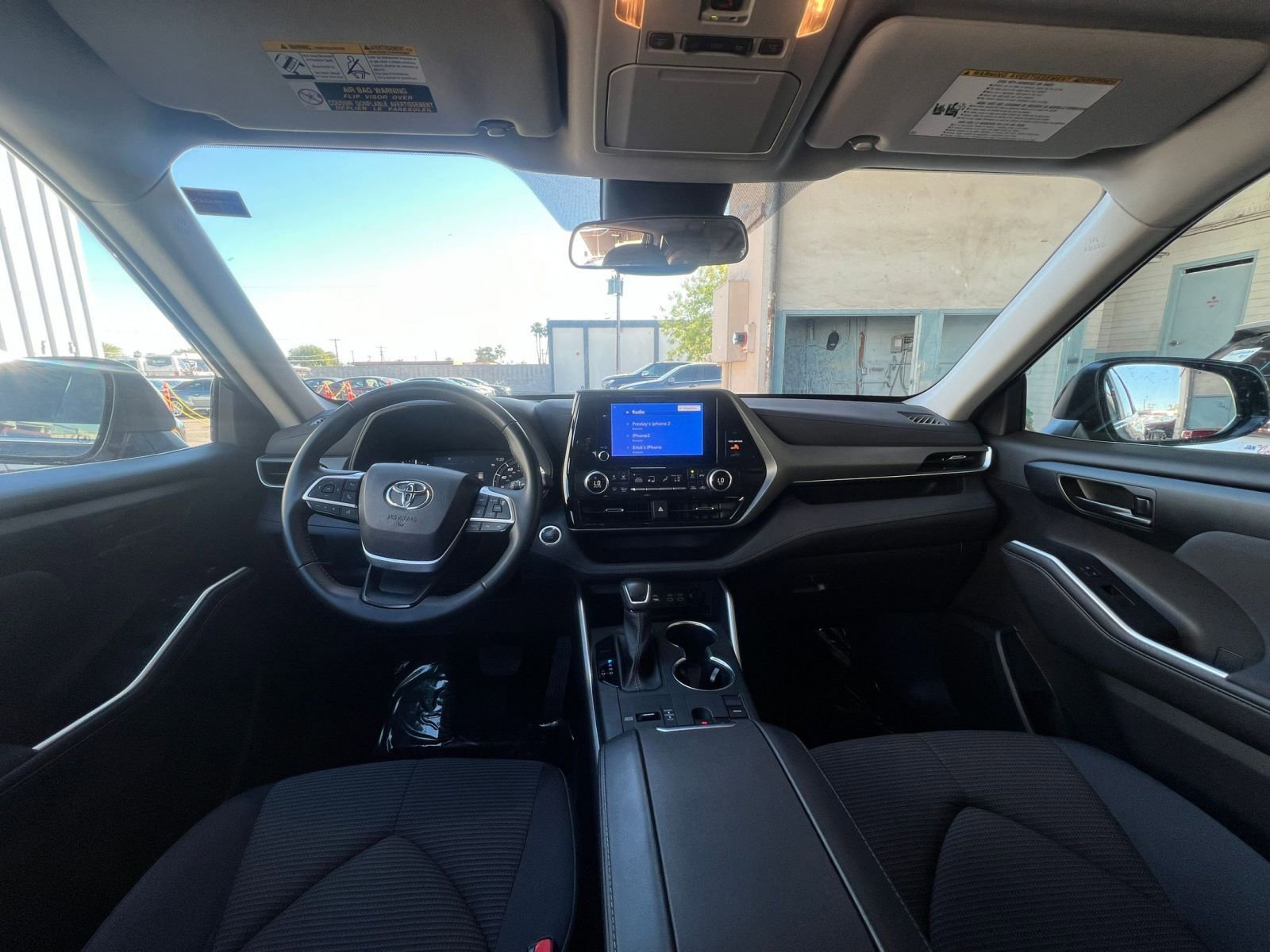 Thumbnail: 2025 Toyota Highlander - 34