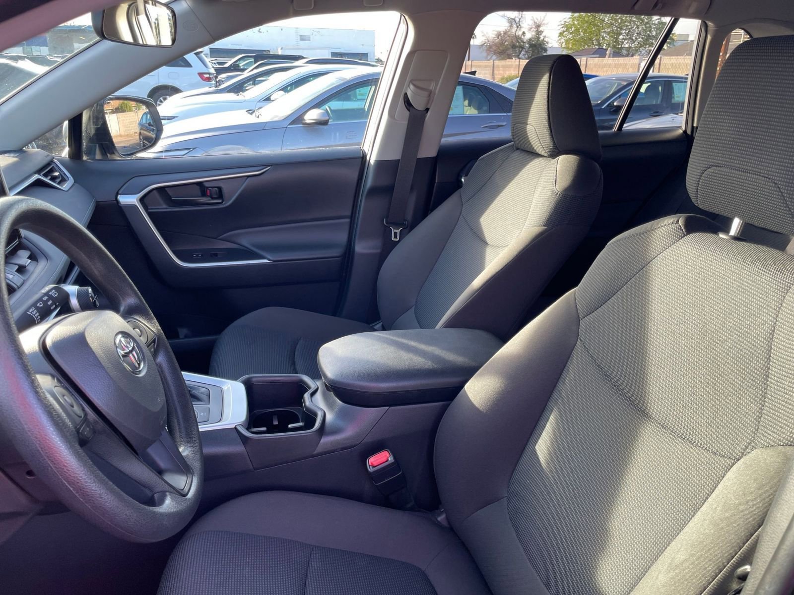 Thumbnail: 2025 Toyota RAV4 - 35