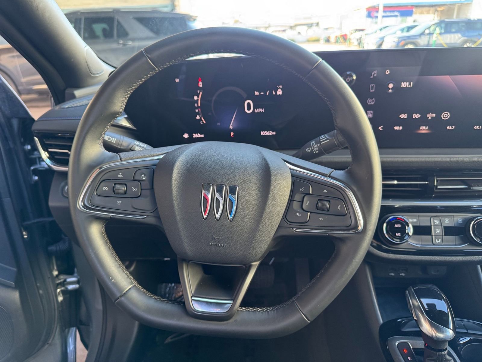 Thumbnail: 2025 Buick Envista - 25