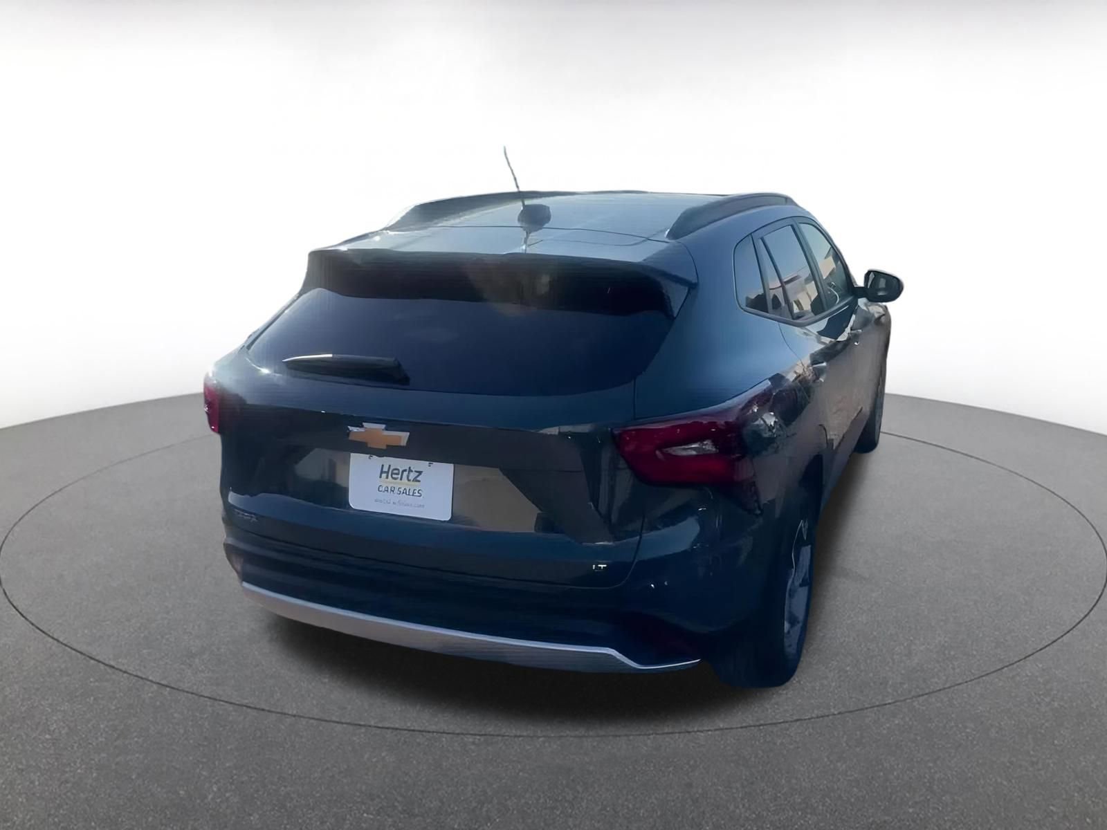 Thumbnail: 2025 Chevrolet Trax - 14