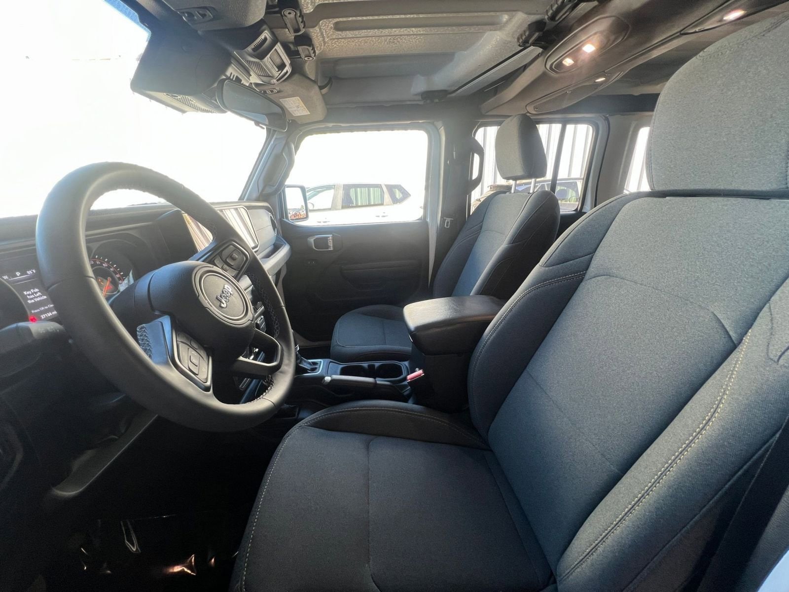 Thumbnail: 2025 Jeep Wrangler - 27