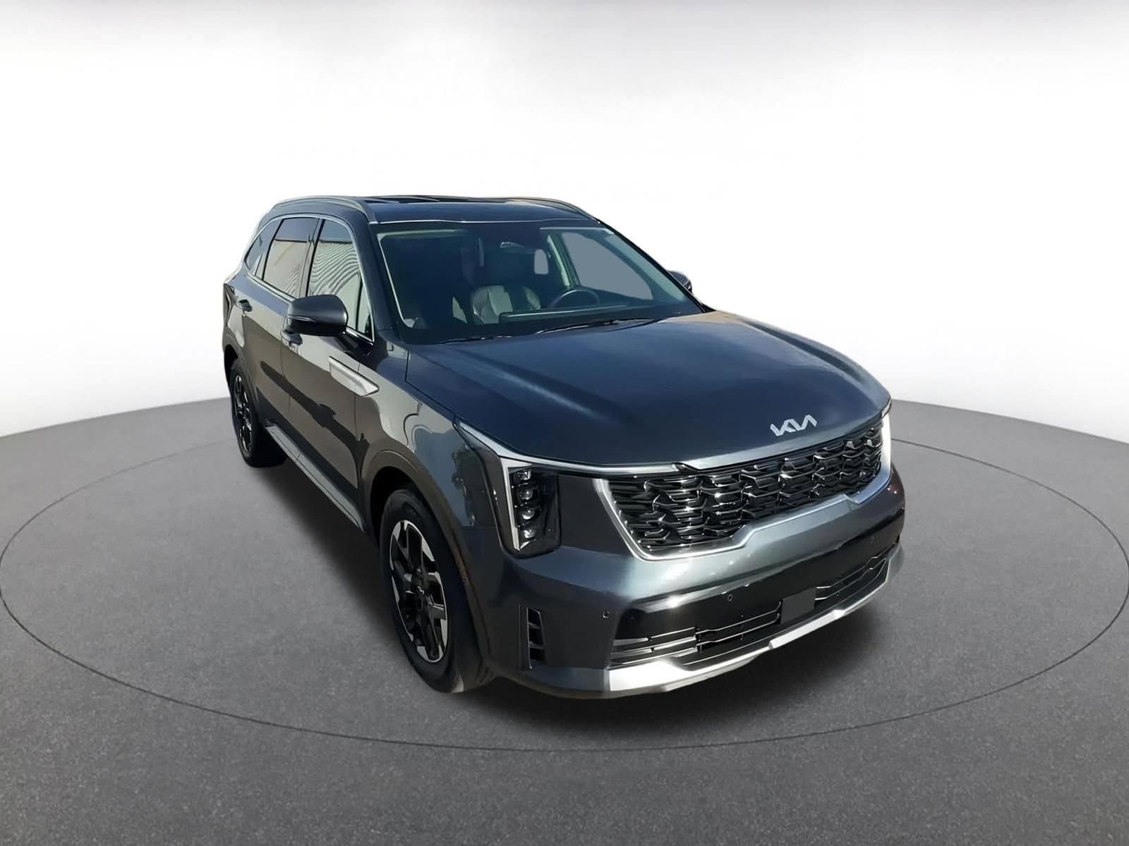 2024 Kia Sorento S 3