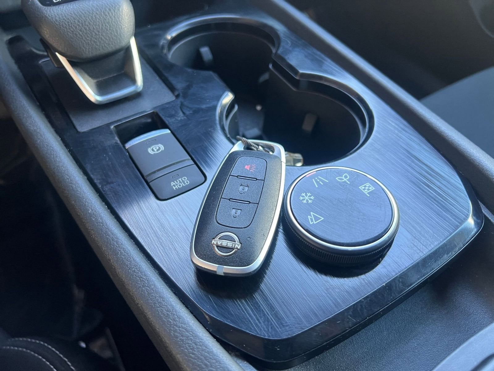 Thumbnail: 2023 Nissan Rogue - 22