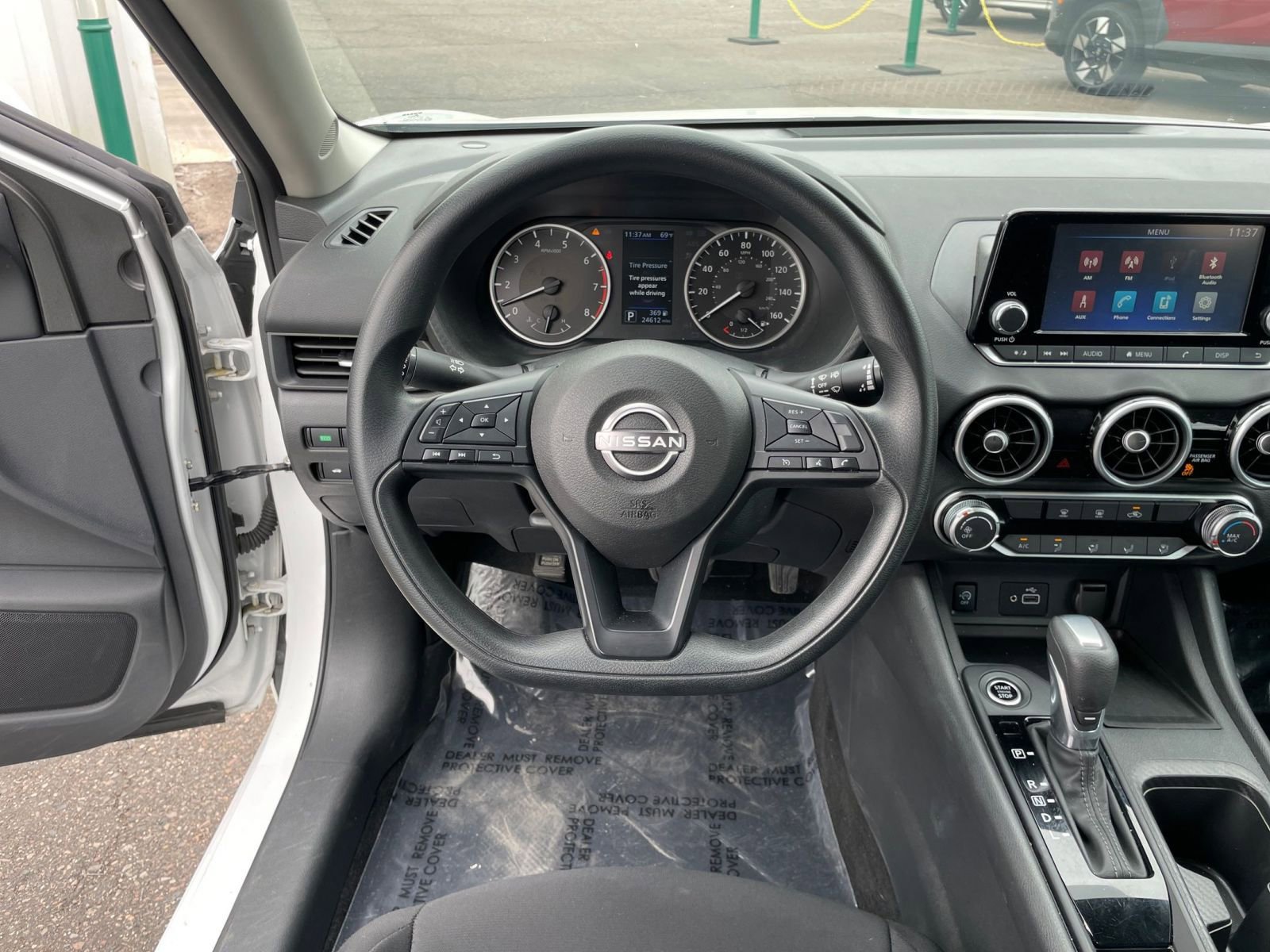 Thumbnail: 2025 Nissan Sentra - 25