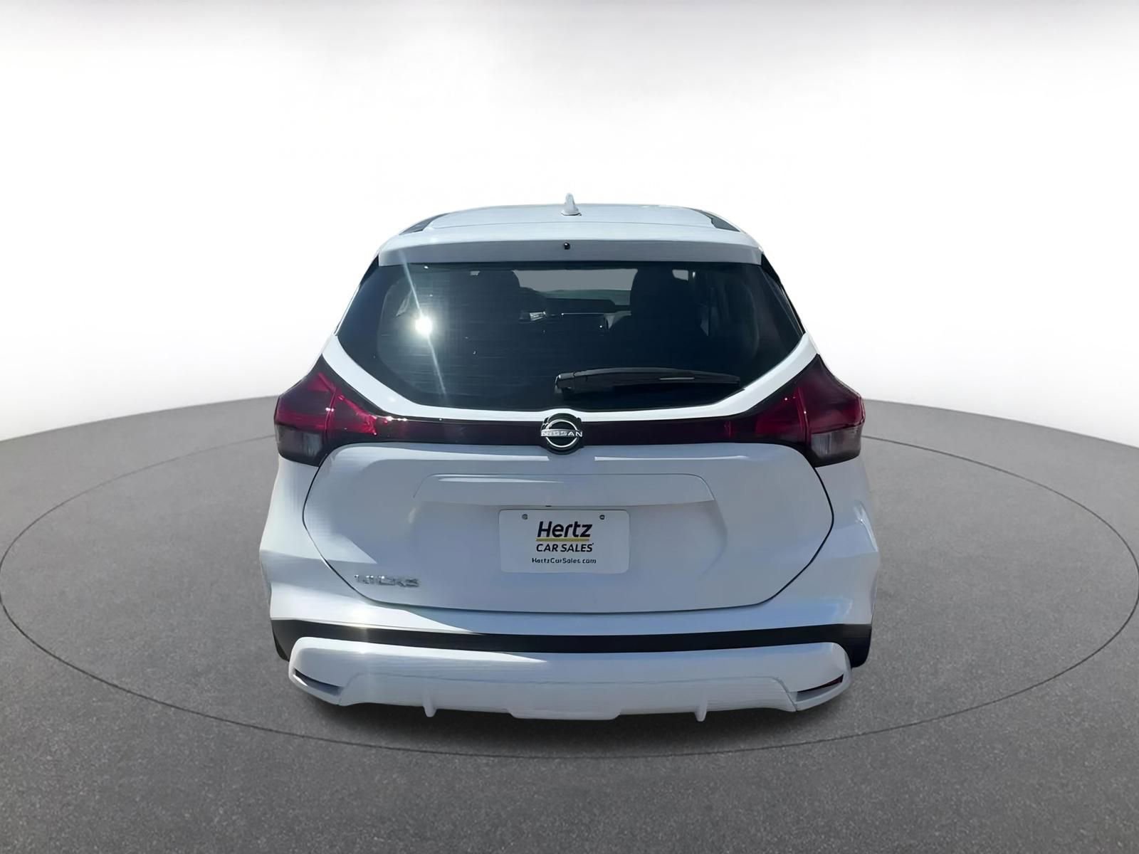 2024 Nissan Kicks S 12
