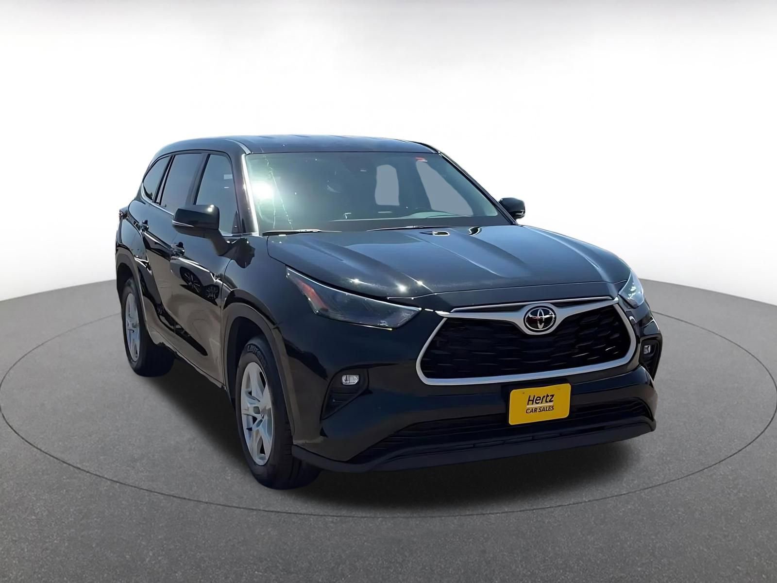 Thumbnail: 2025 Toyota Highlander - 3
