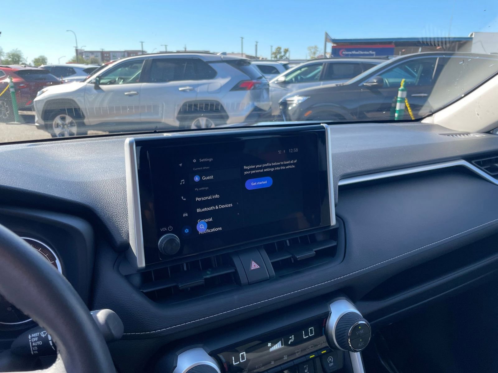 Thumbnail: 2025 Toyota RAV4 - 21