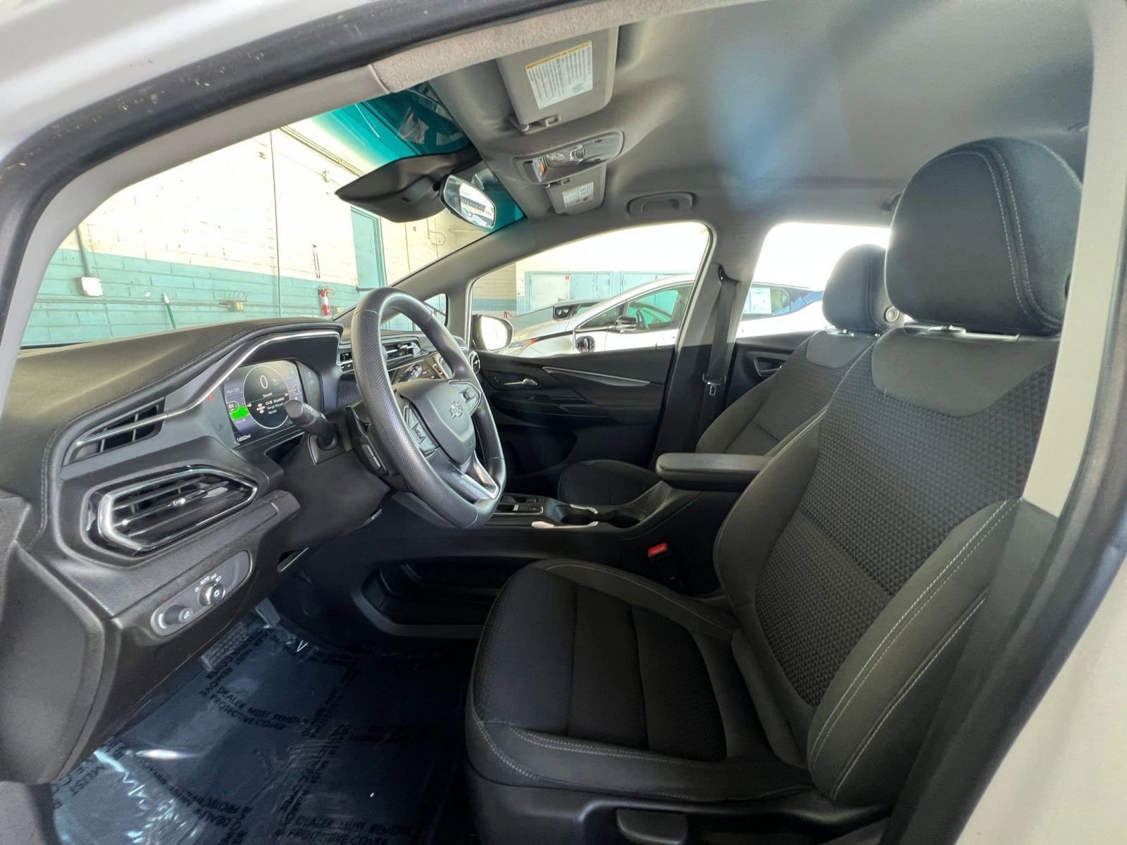 Thumbnail: 2023 Chevrolet Bolt EV - 31