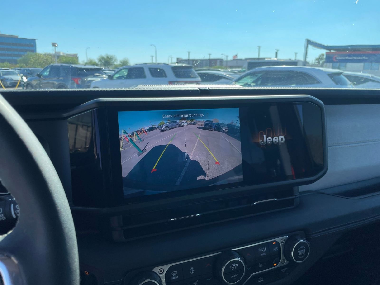 Thumbnail: 2025 Jeep Wrangler - 17