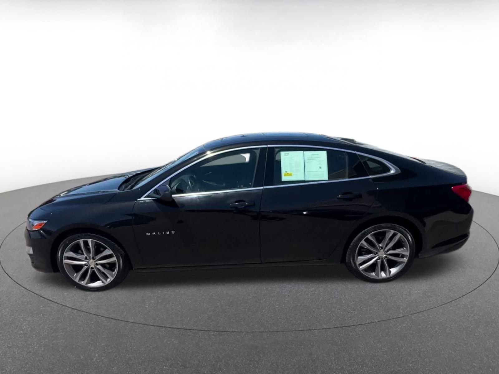 Thumbnail: 2024 Chevrolet Malibu - 9