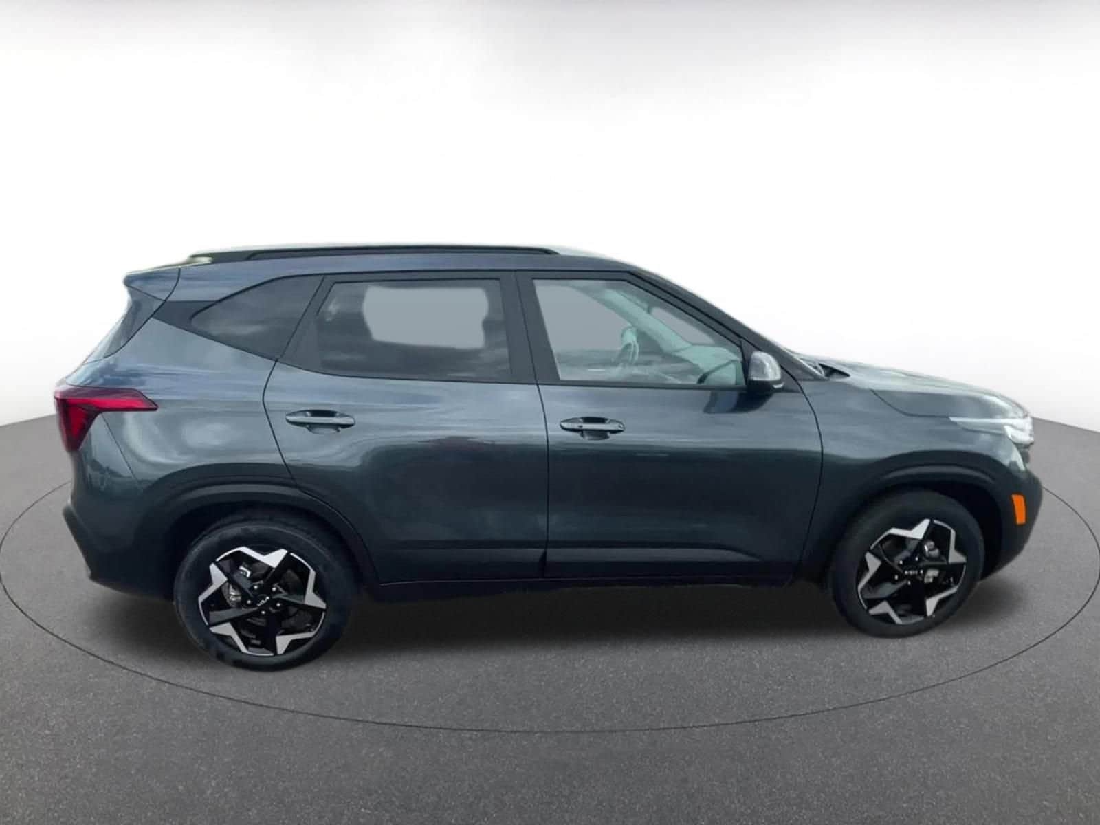 Thumbnail: 2025 Kia Seltos - 16