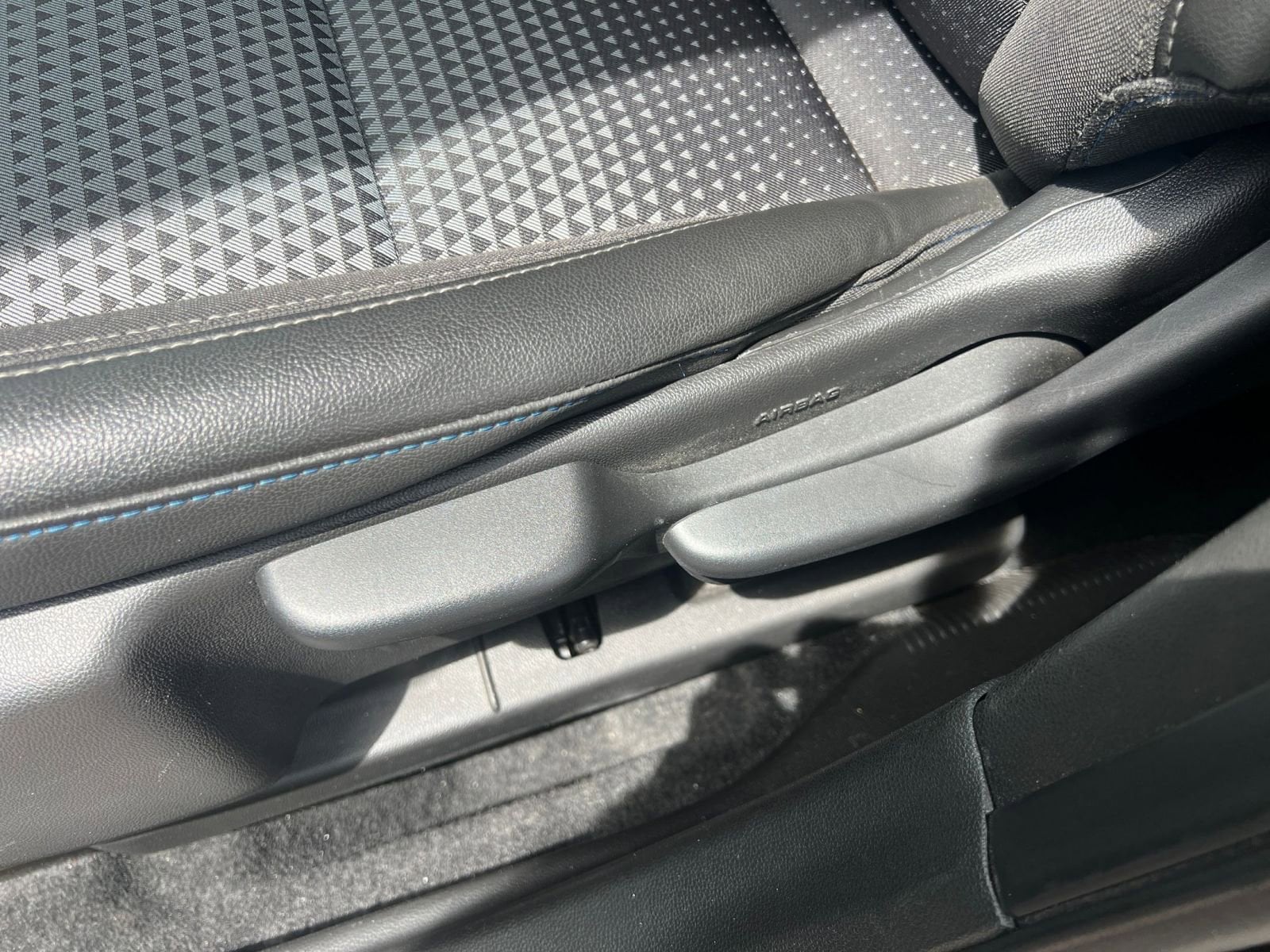 Thumbnail: 2025 Chevrolet Trax - 22