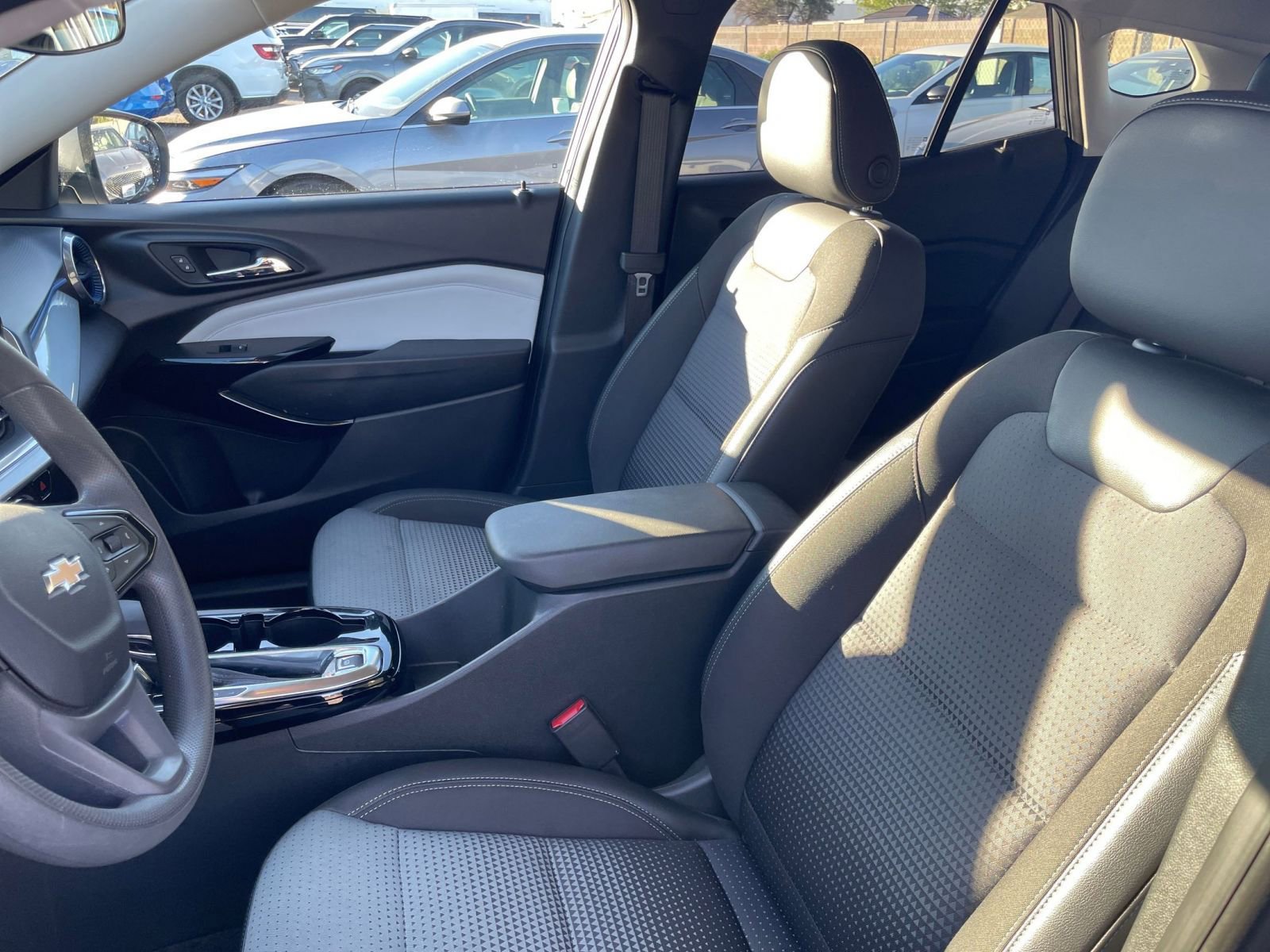 Thumbnail: 2025 Chevrolet Trax - 35