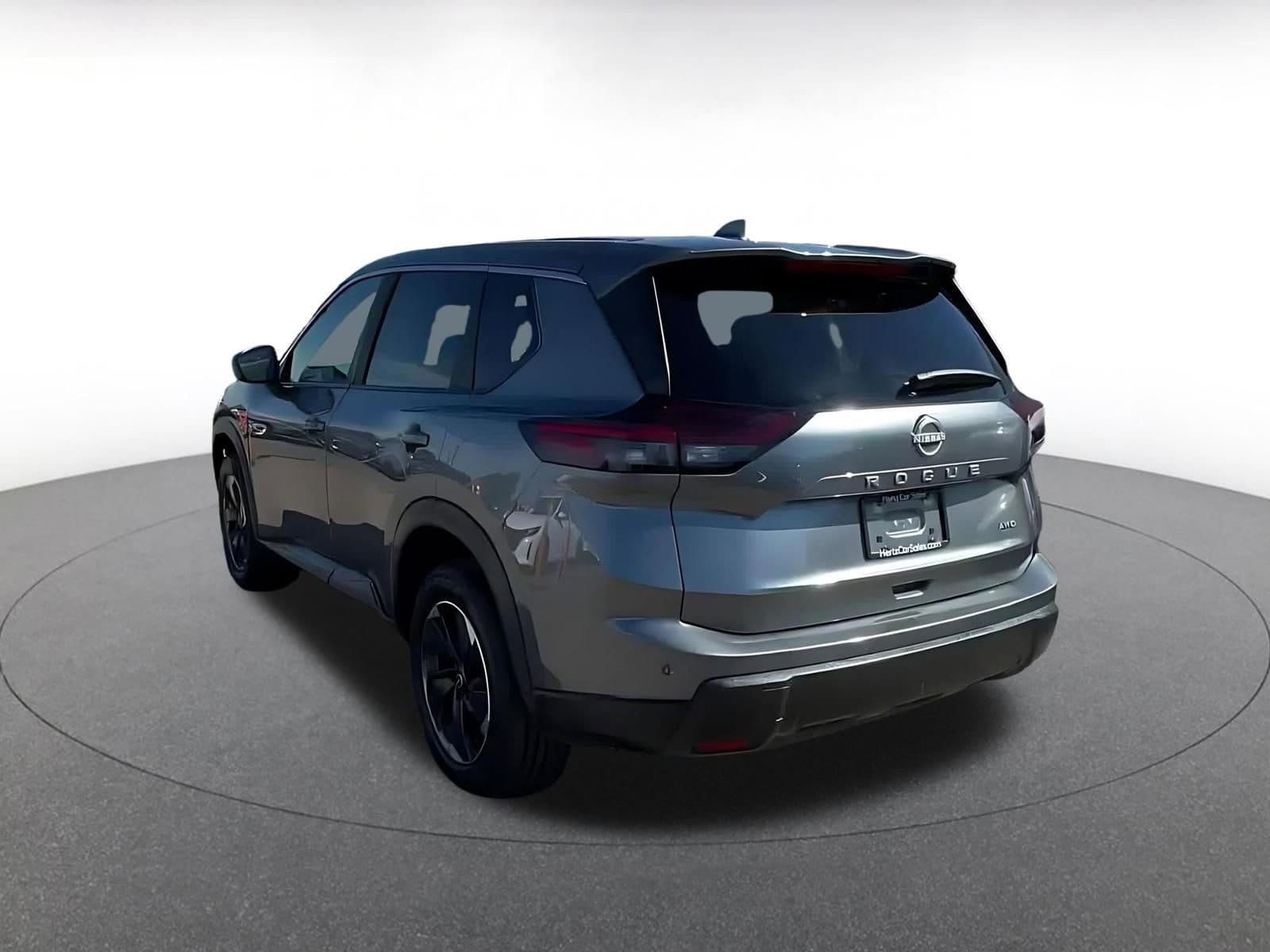Thumbnail: 2025 Nissan Rogue - 11