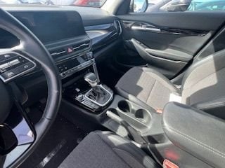 Thumbnail: 2025 Kia Seltos - 11