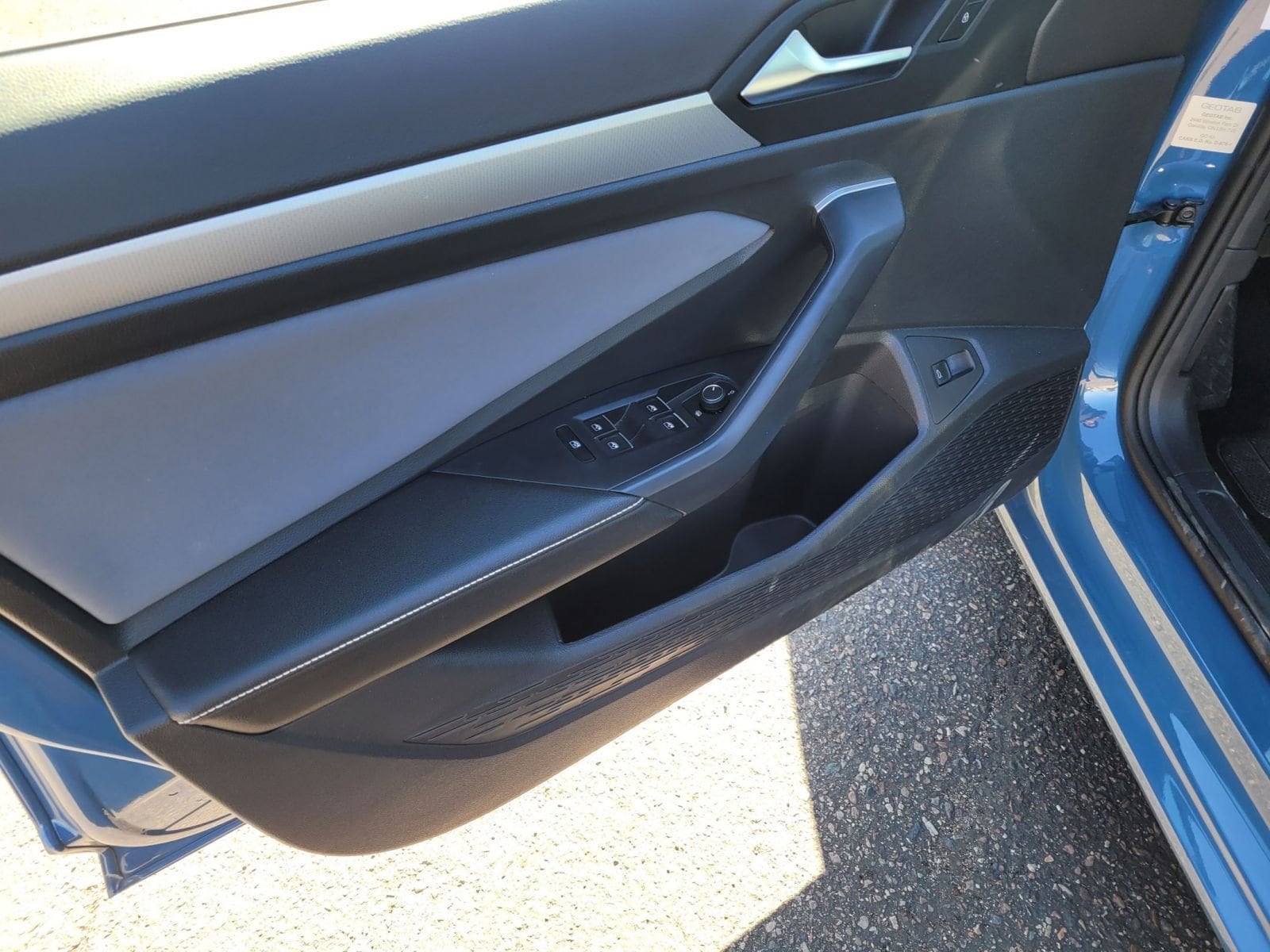 Thumbnail: 2025 Volkswagen Jetta - 9