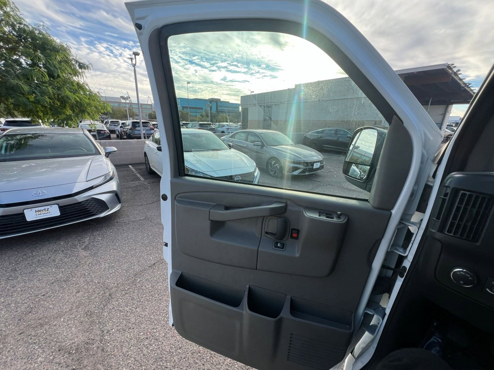 Thumbnail: 2024 Chevrolet Express - 20