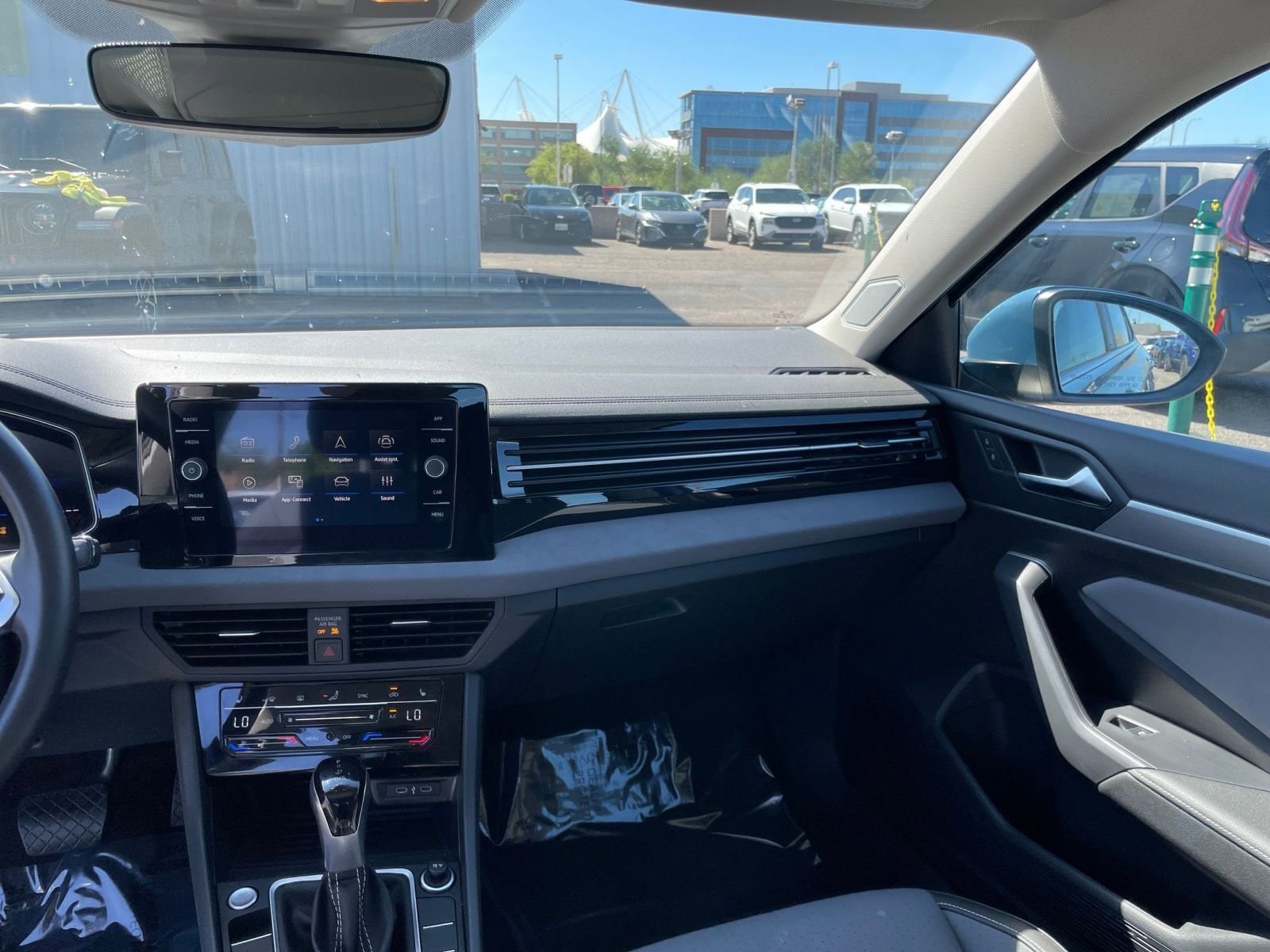 Thumbnail: 2025 Volkswagen Jetta - 34