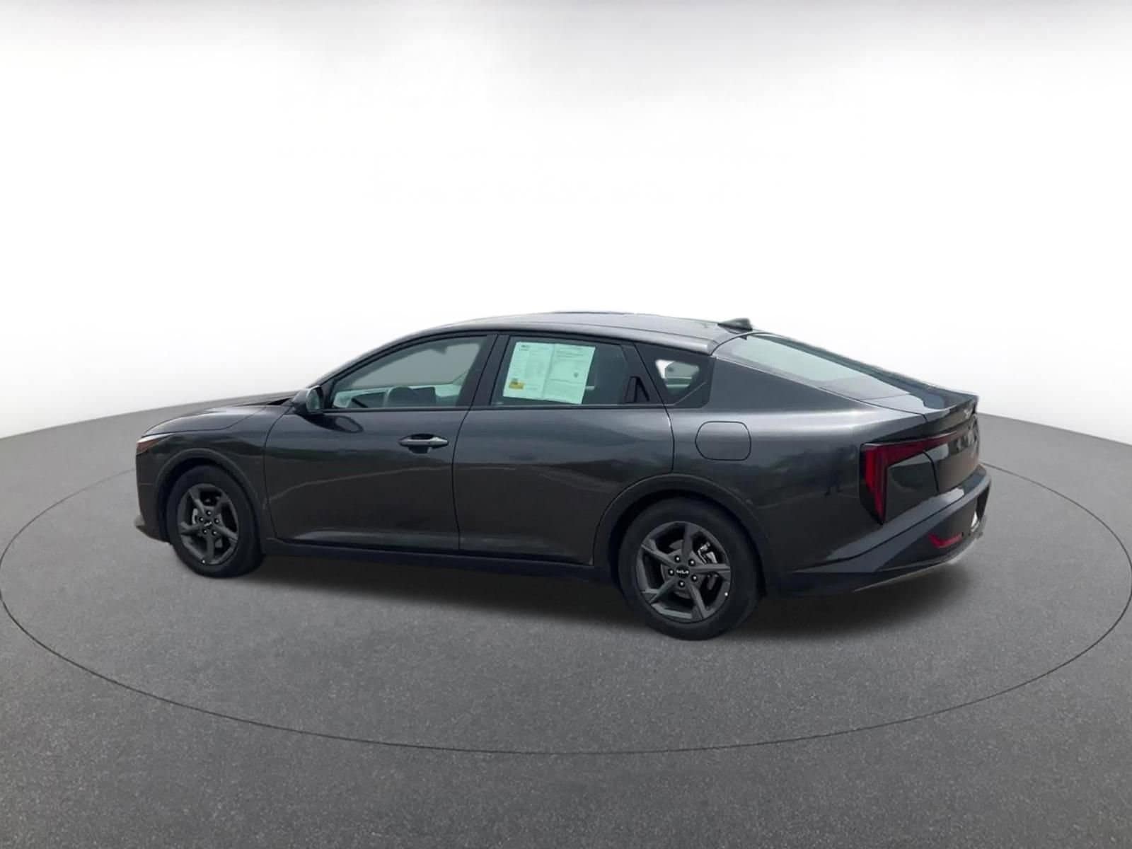 Thumbnail: 2025 Kia K4 - 10