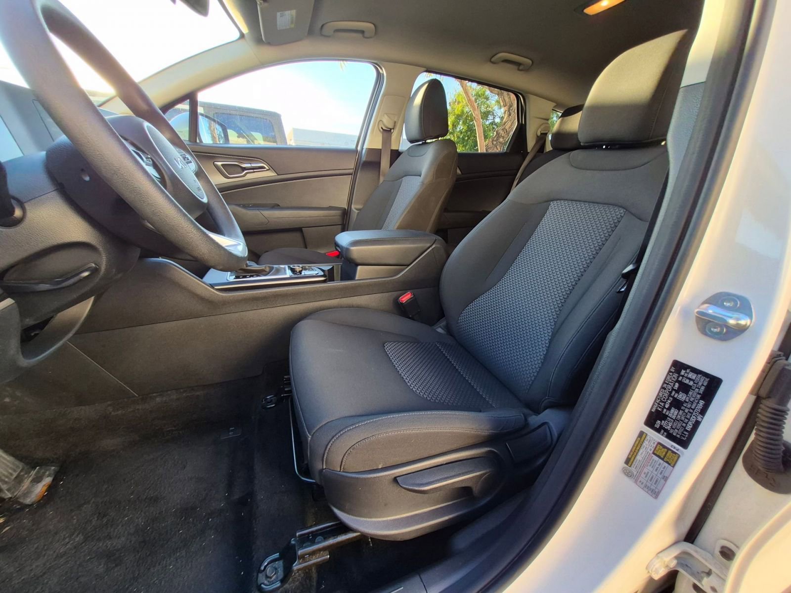 Thumbnail: 2025 Kia Sportage - 13