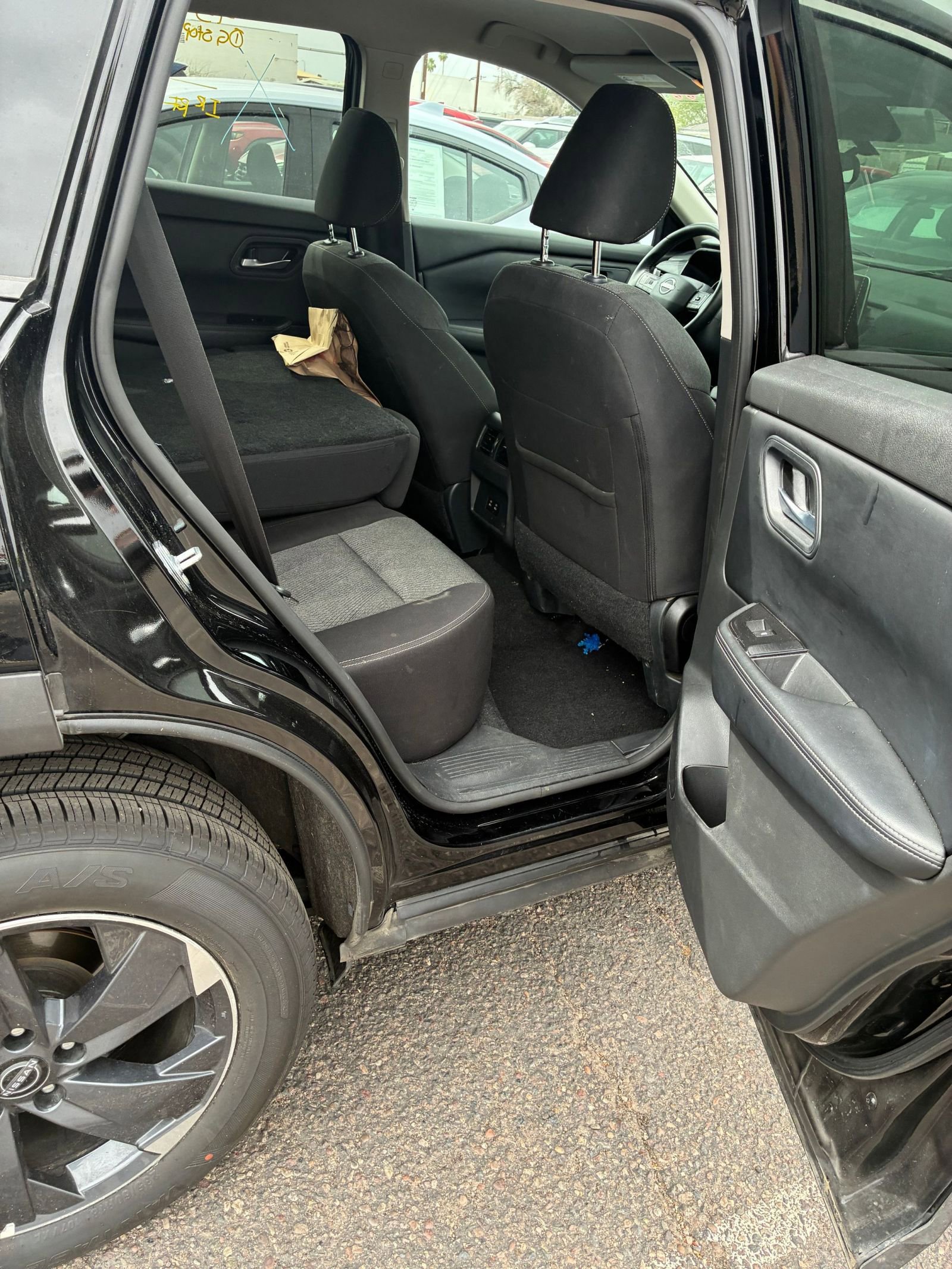 Thumbnail: 2025 Nissan Rogue - 32