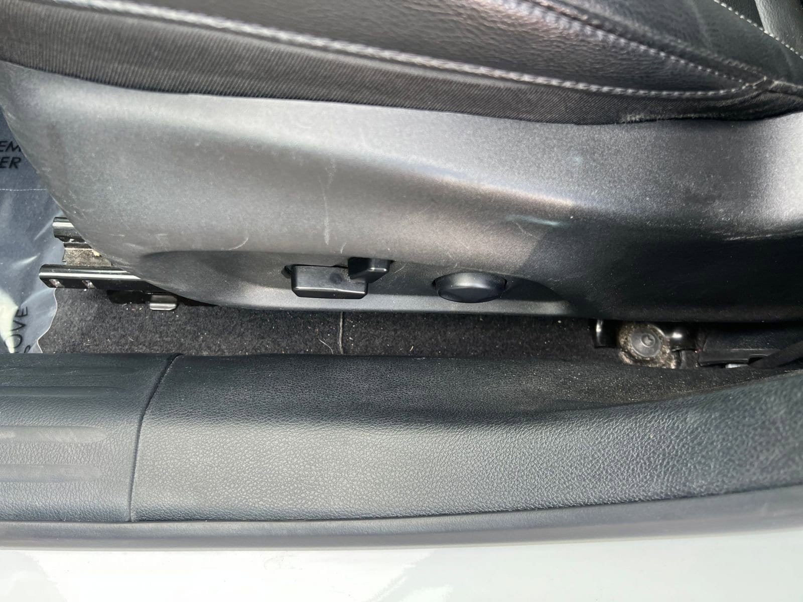 Thumbnail: 2025 Jeep Compass - 22