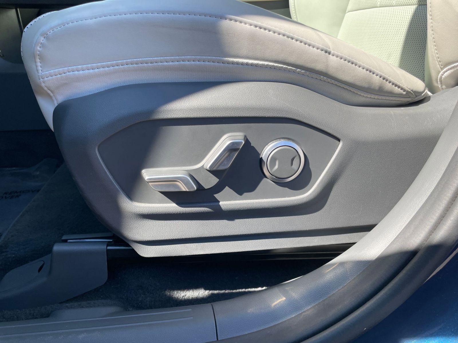 Thumbnail: 2025 Hyundai Santa Fe - 22