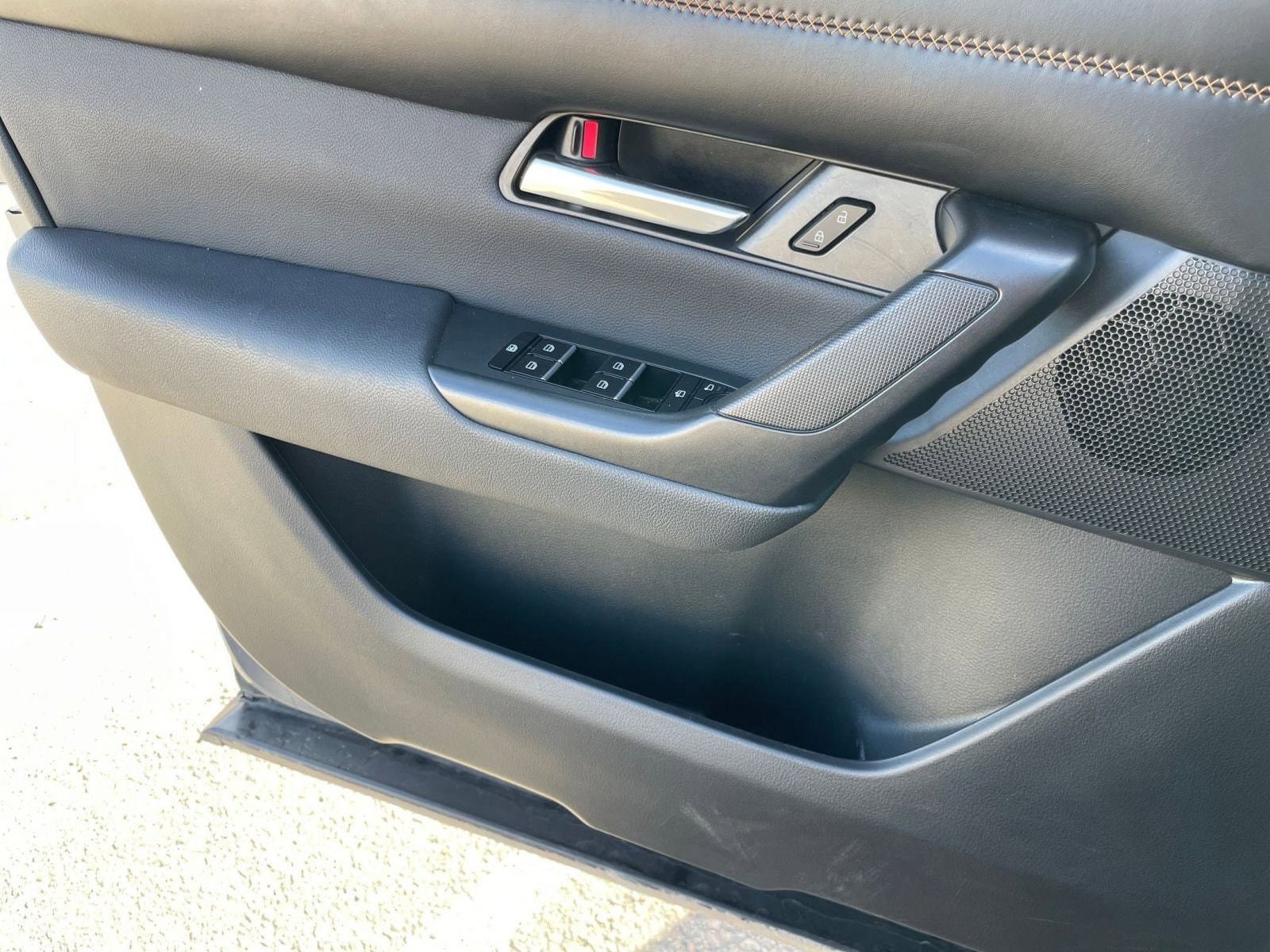 Thumbnail: 2025 Mazda CX-50 - 18