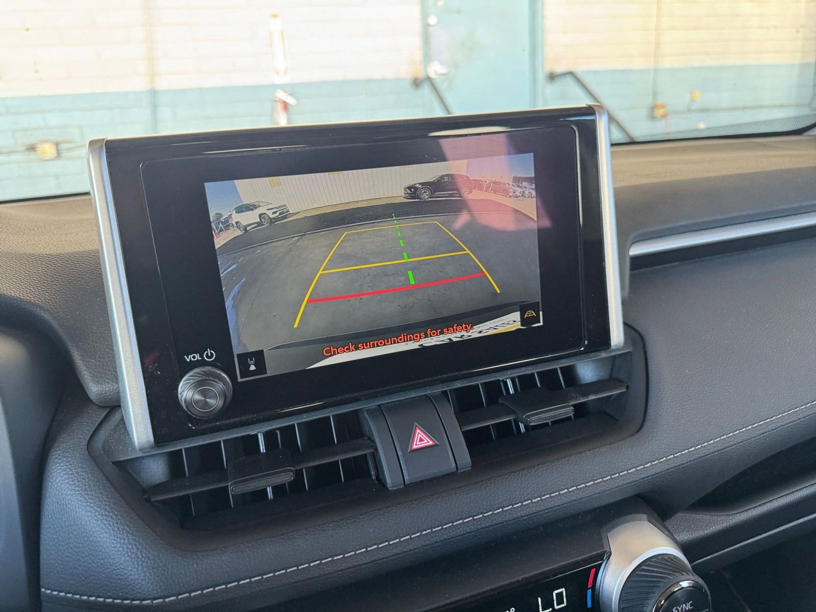 Thumbnail: 2025 Toyota RAV4 - 17