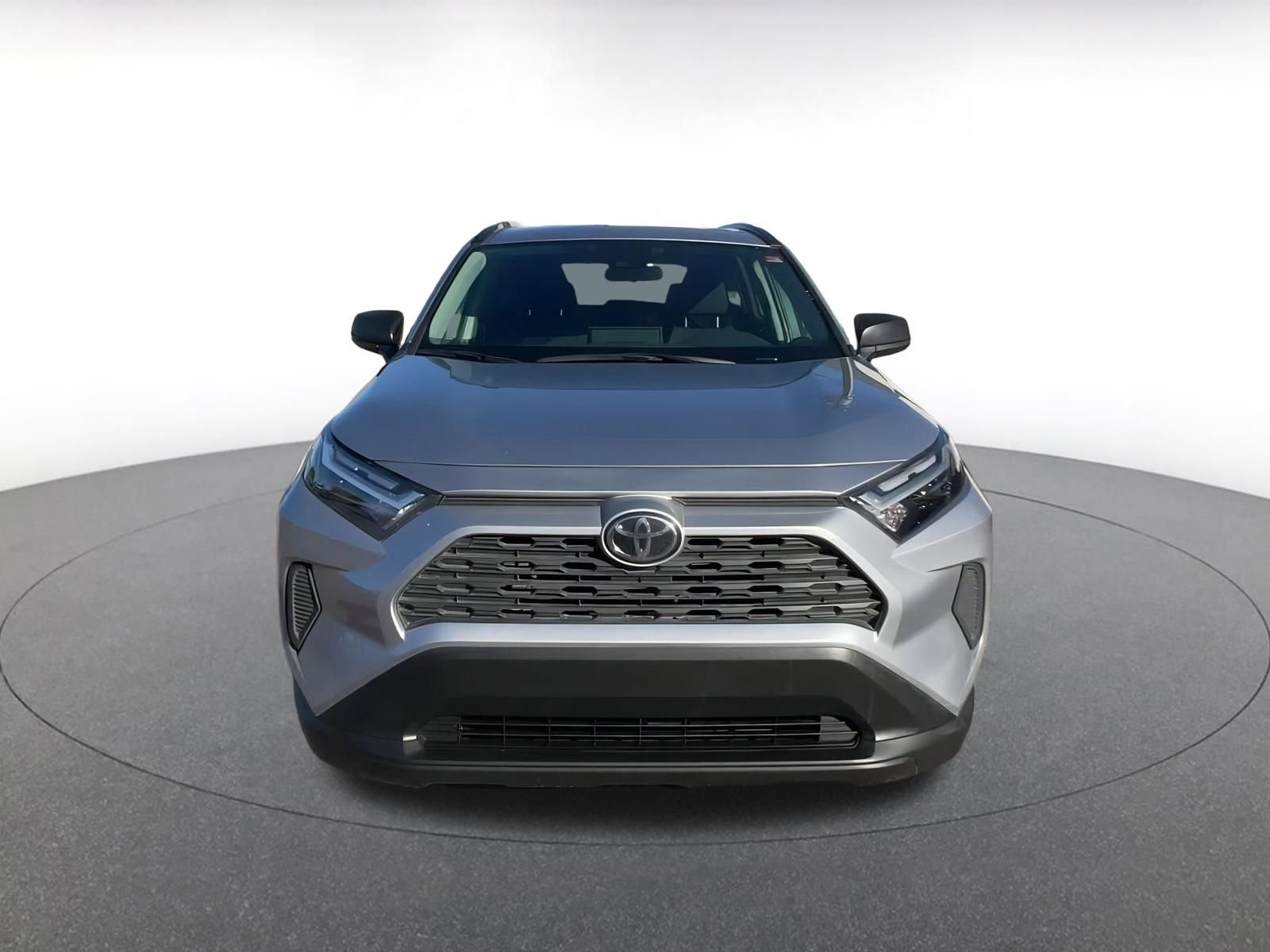 Thumbnail: 2025 Toyota RAV4 - 4