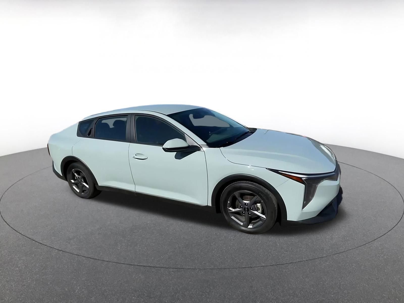 Thumbnail: 2025 Kia K4 - 2