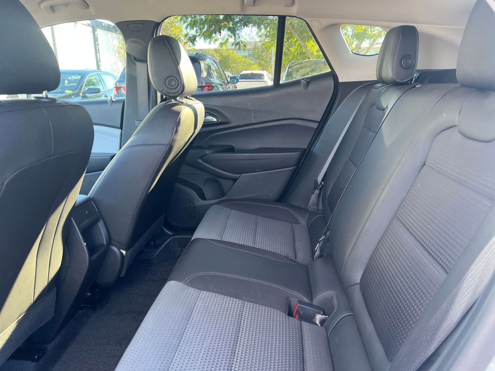 Thumbnail: 2025 Chevrolet Trax - 25