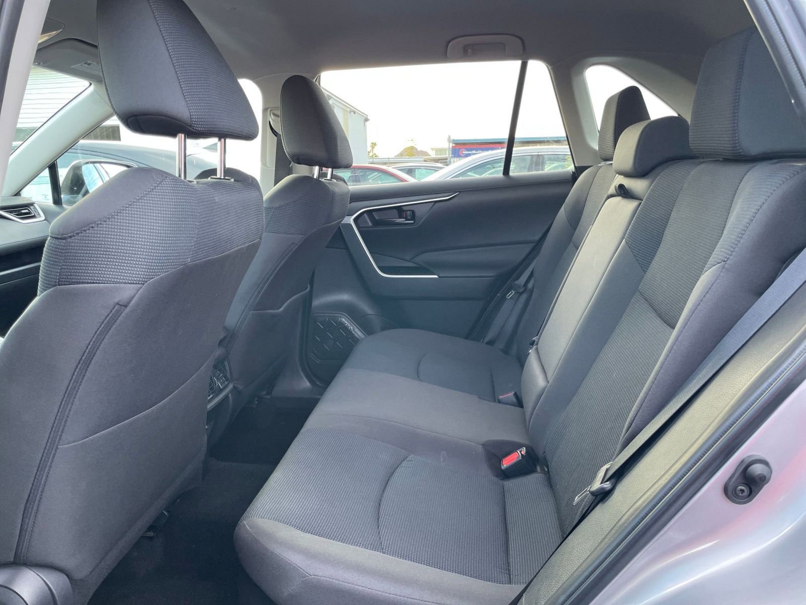 Thumbnail: 2025 Toyota RAV4 - 25