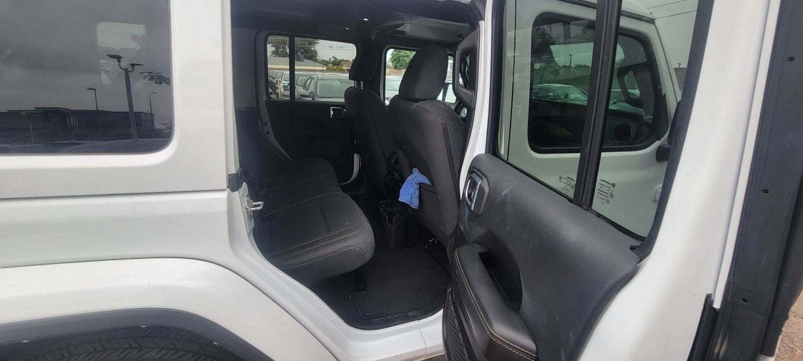 Thumbnail: 2025 Jeep Wrangler - 18