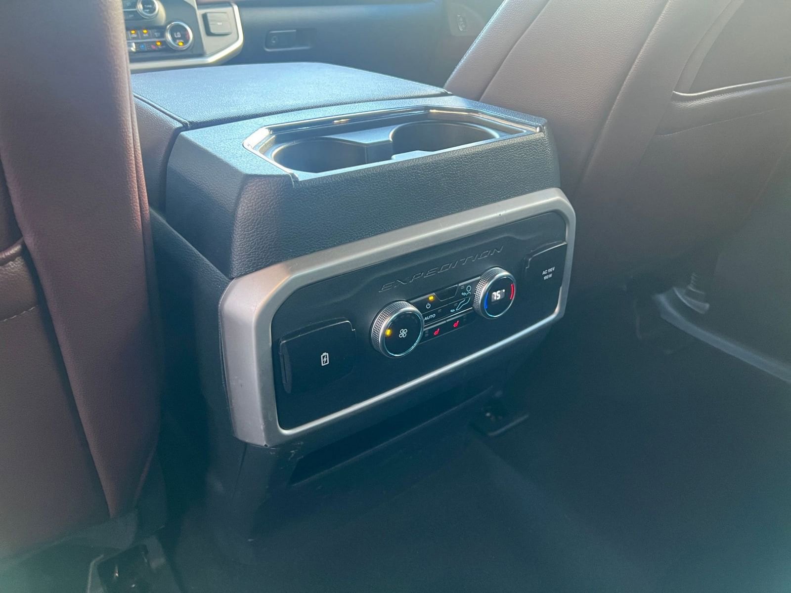 Thumbnail: 2024 Ford Expedition - 24