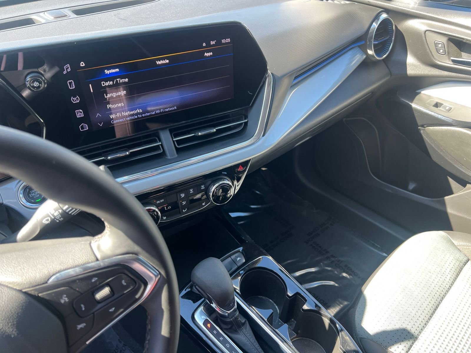 Thumbnail: 2025 Chevrolet Trax - 17