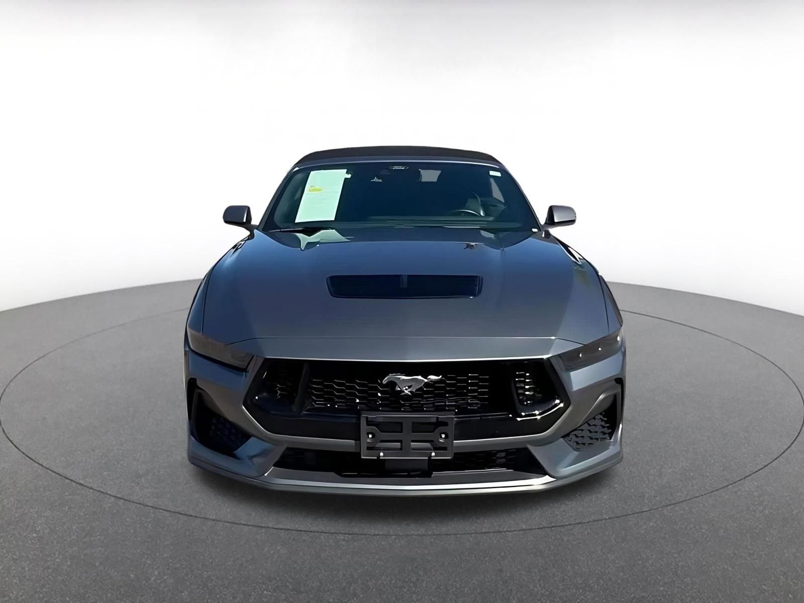 Thumbnail: 2025 Ford Mustang - 4