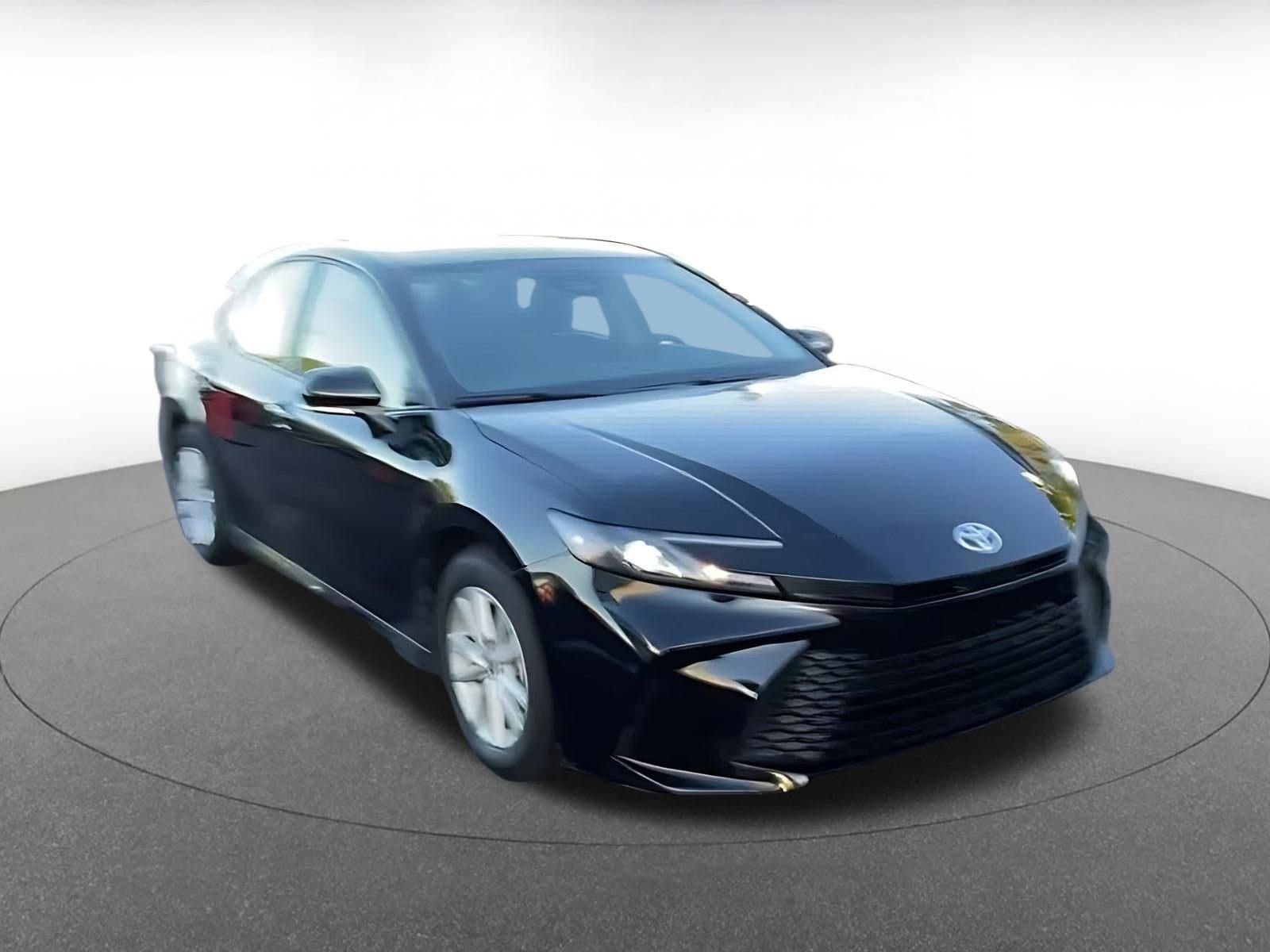 Thumbnail: 2025 Toyota Camry - 3