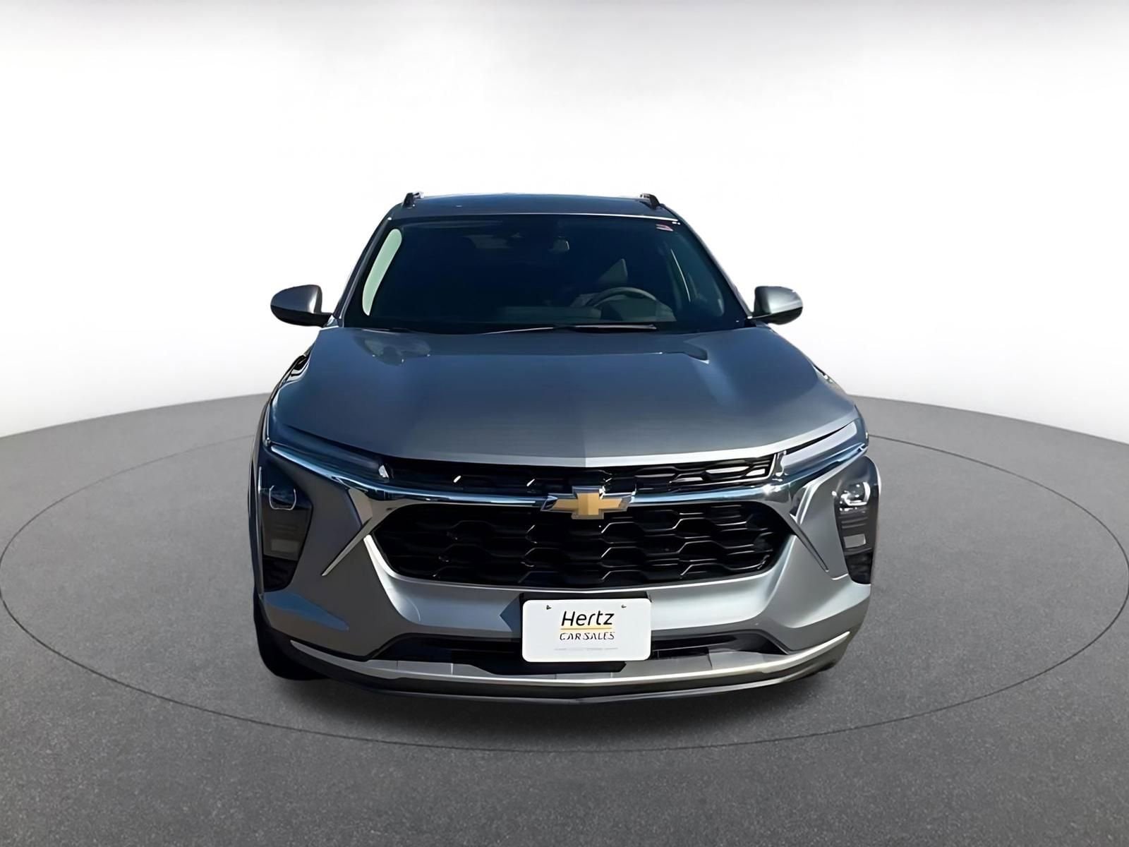 Thumbnail: 2025 Chevrolet Trax - 4