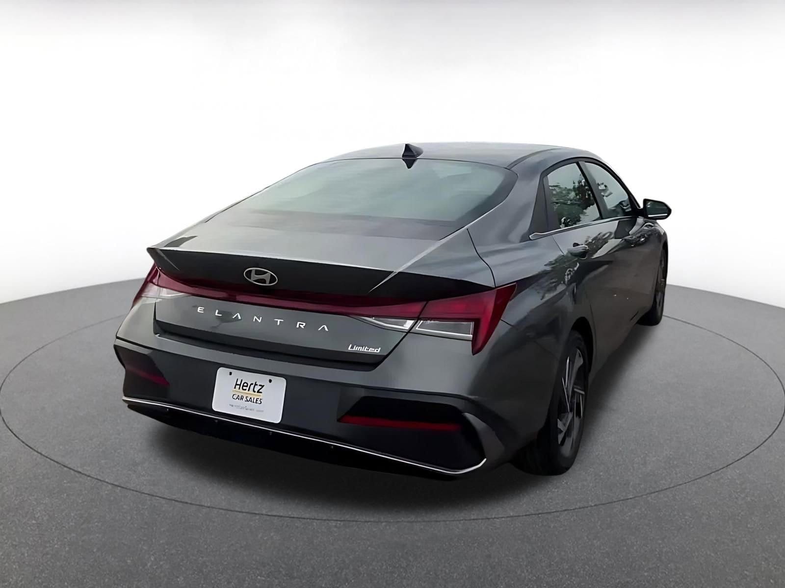 Thumbnail: 2025 Hyundai Elantra - 14