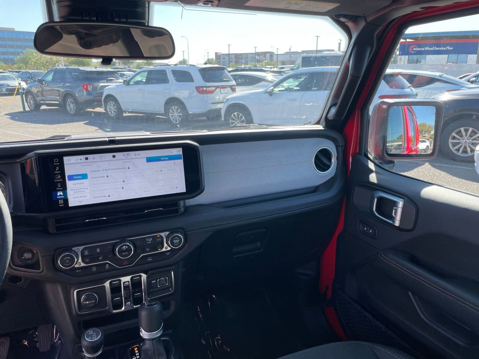 Thumbnail: 2025 Jeep Wrangler - 34