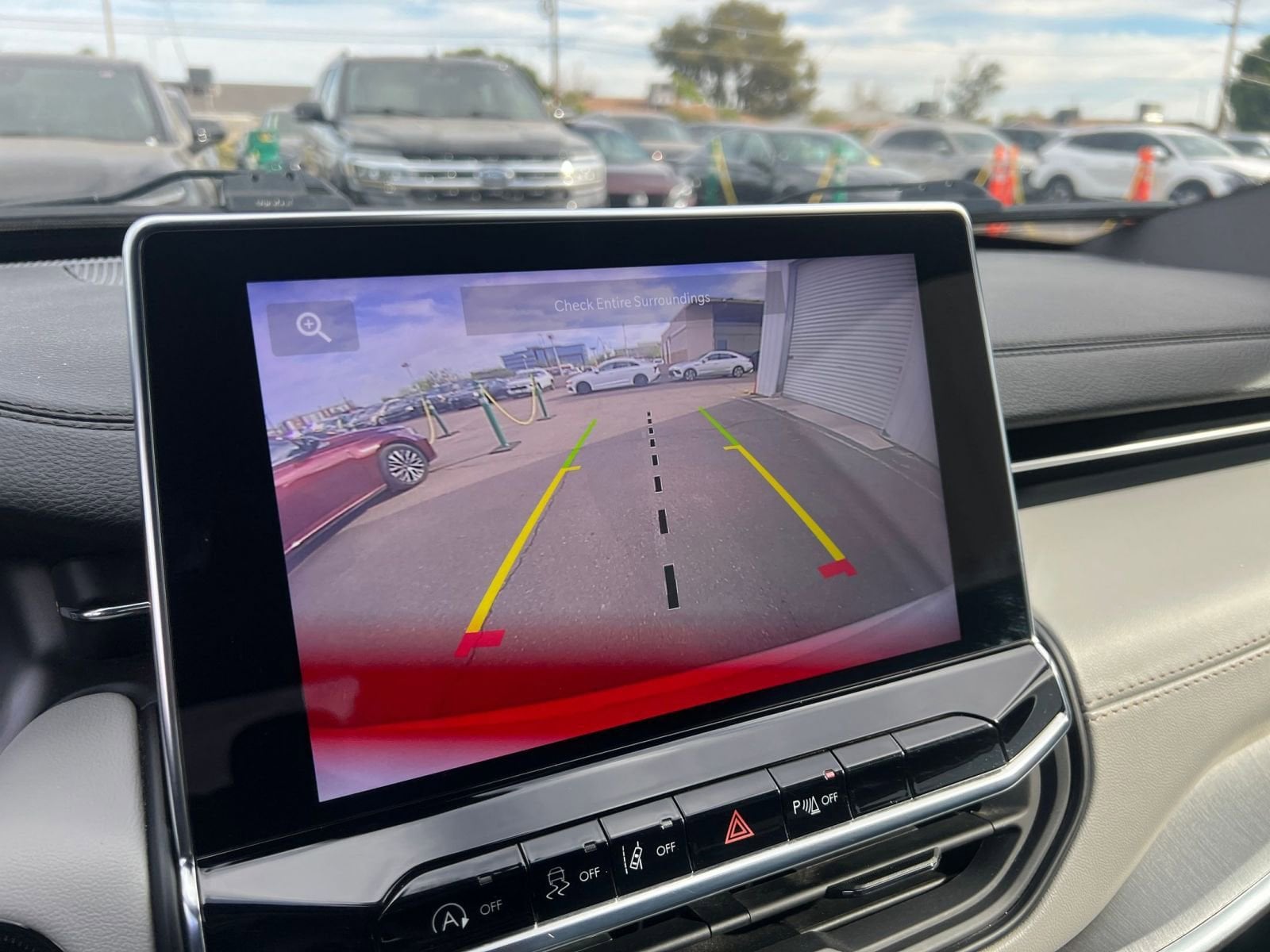 Thumbnail: 2025 Jeep Compass - 24