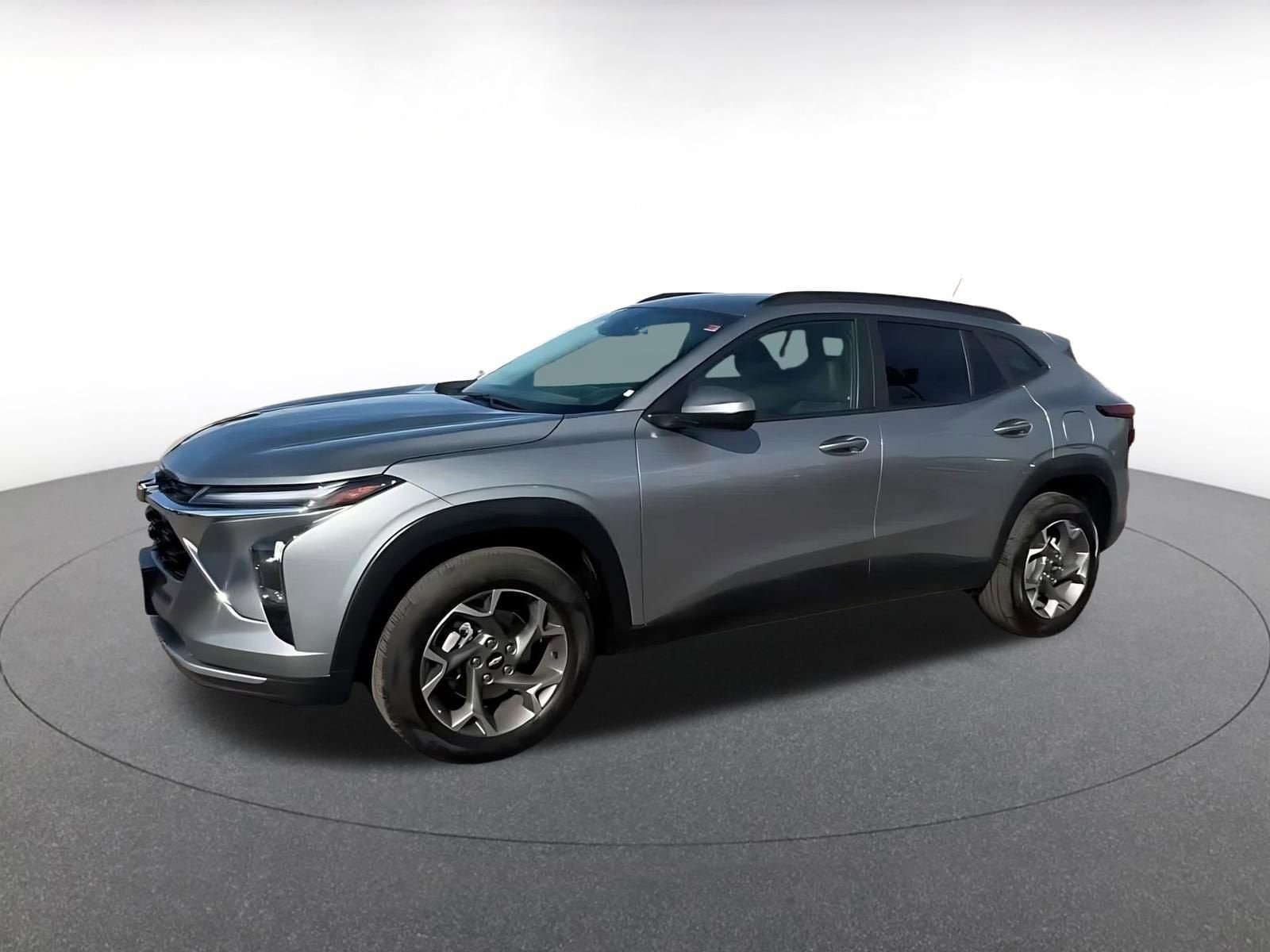 Thumbnail: 2025 Chevrolet Trax - 8